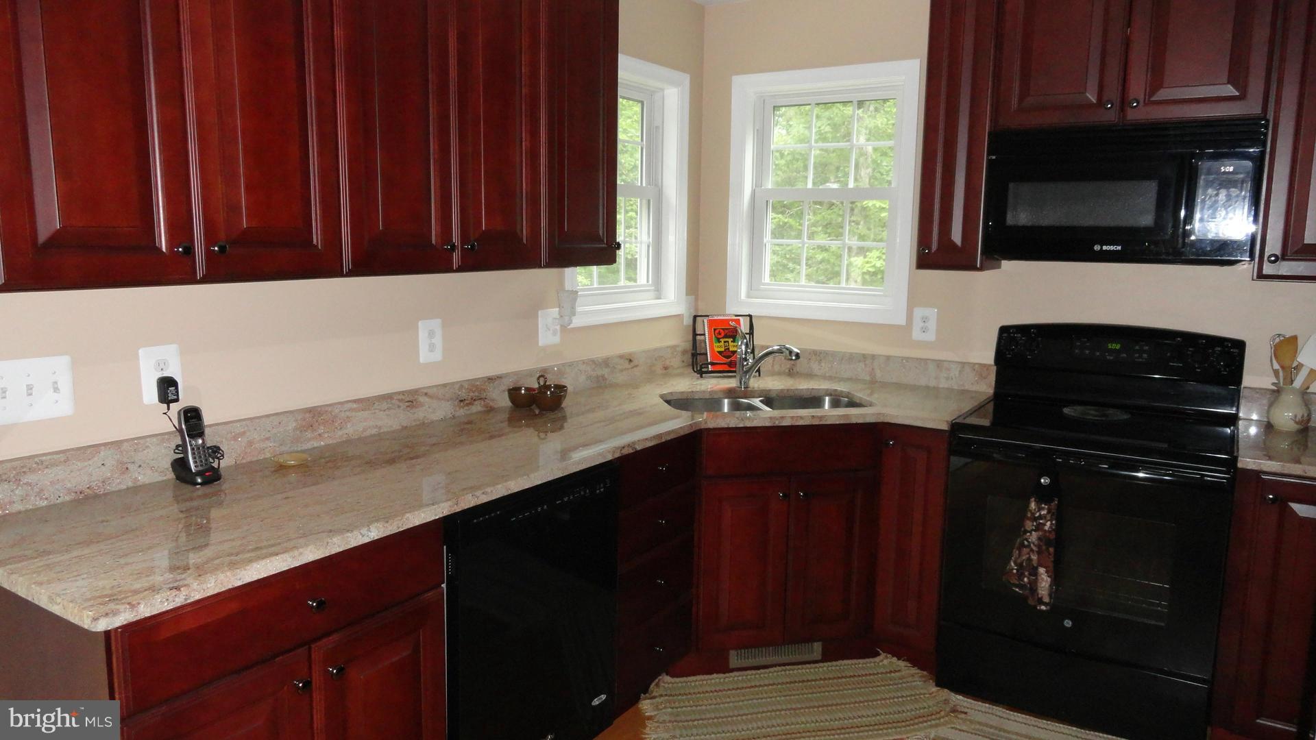 SHEN FARMS RIVERVIEW - Residential