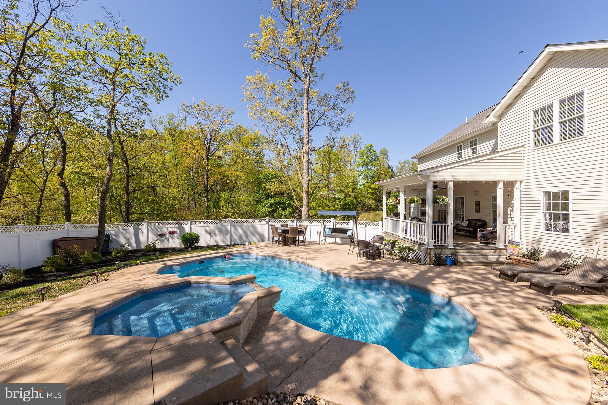 RAVENWING - Residential