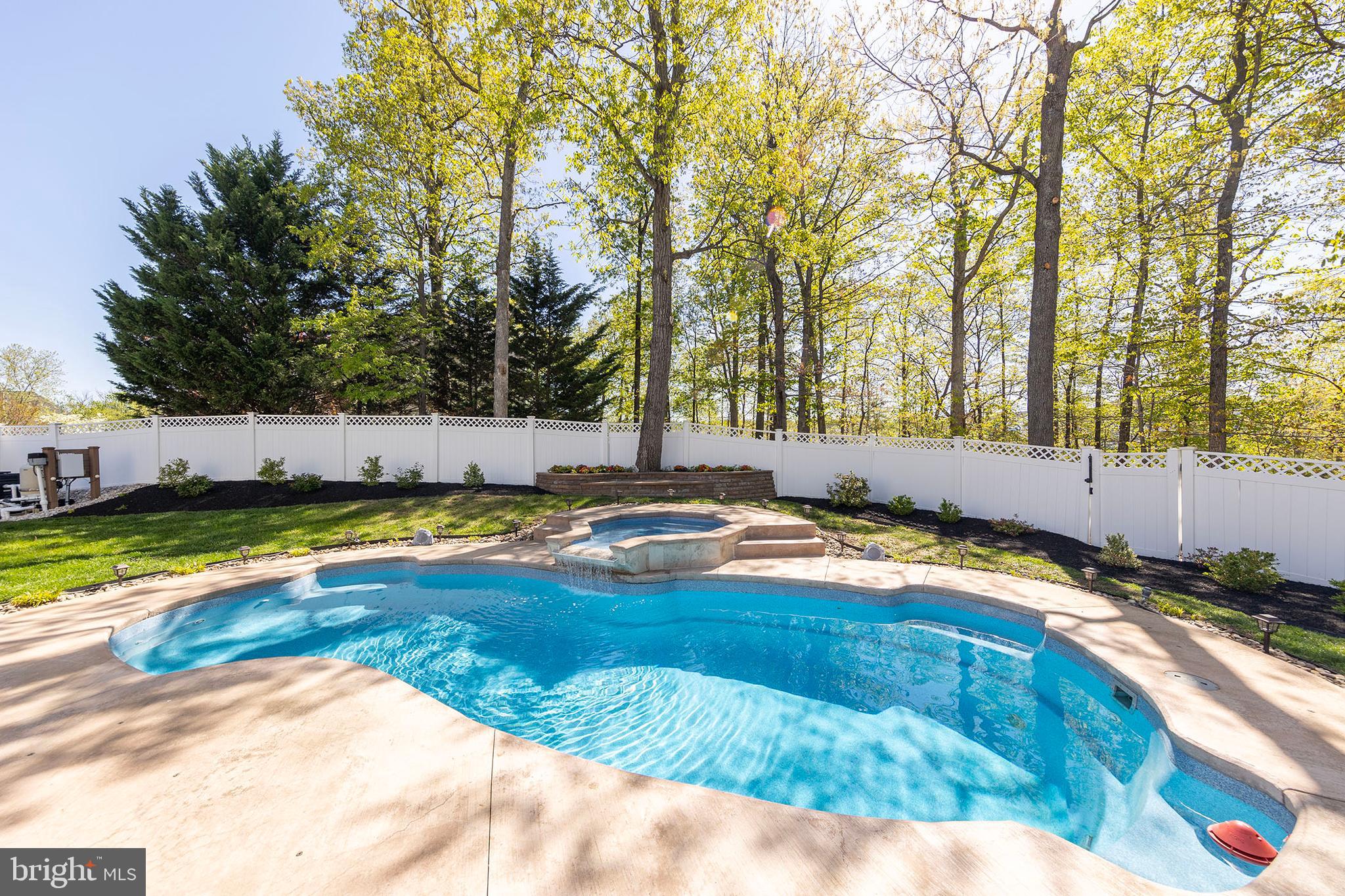 RAVENWING - Residential