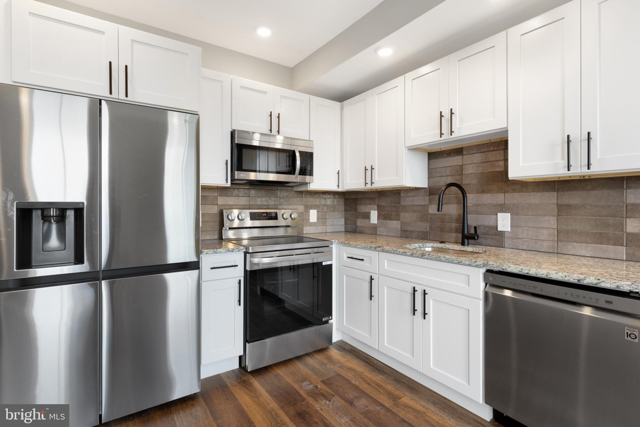 EAST KENSINGTON - Residential Lease