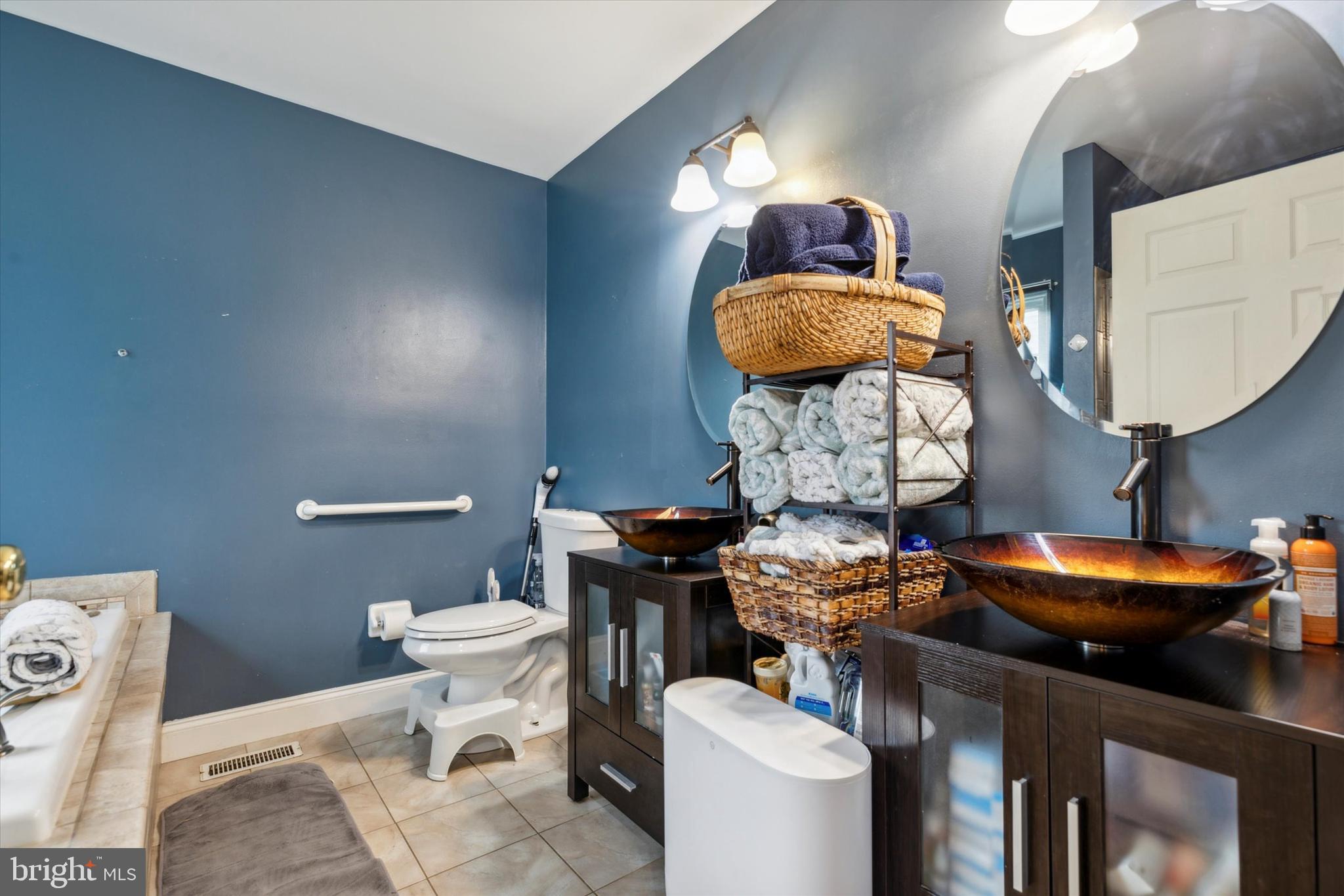 SPRING LANE MEADOWS - Residential