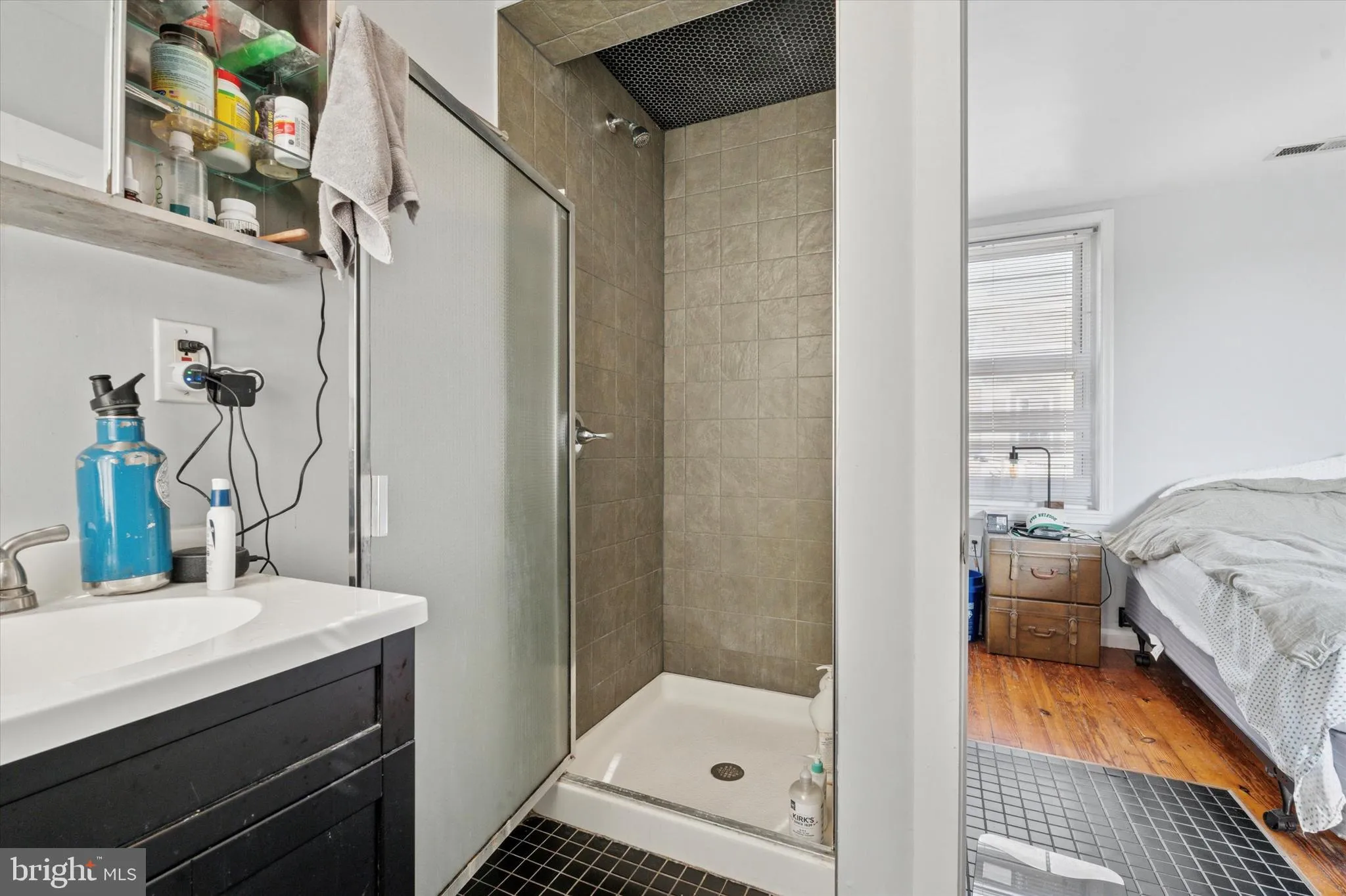 Philadelphia, Pennsylvania 19123, United States, 2 Bedrooms Bedrooms, ,2 BathroomsBathrooms,Residential,Active,149976