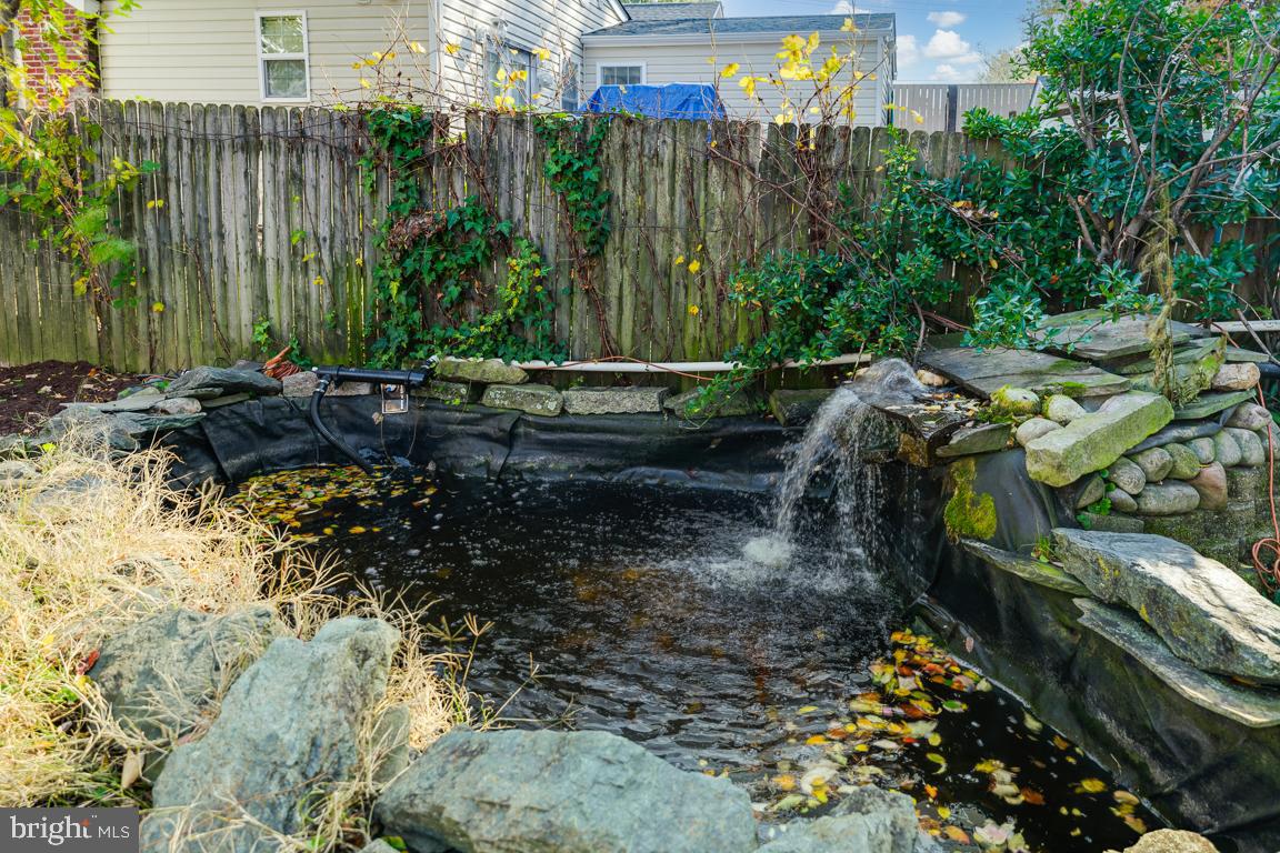 WEISMANS - Residential