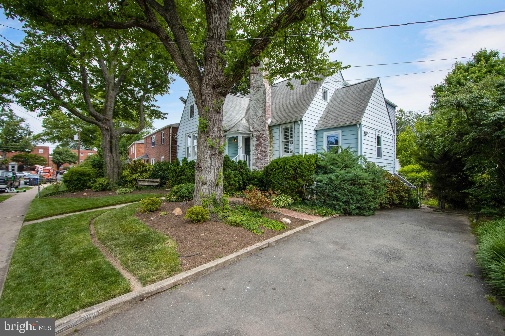 LYON PARK - Residential