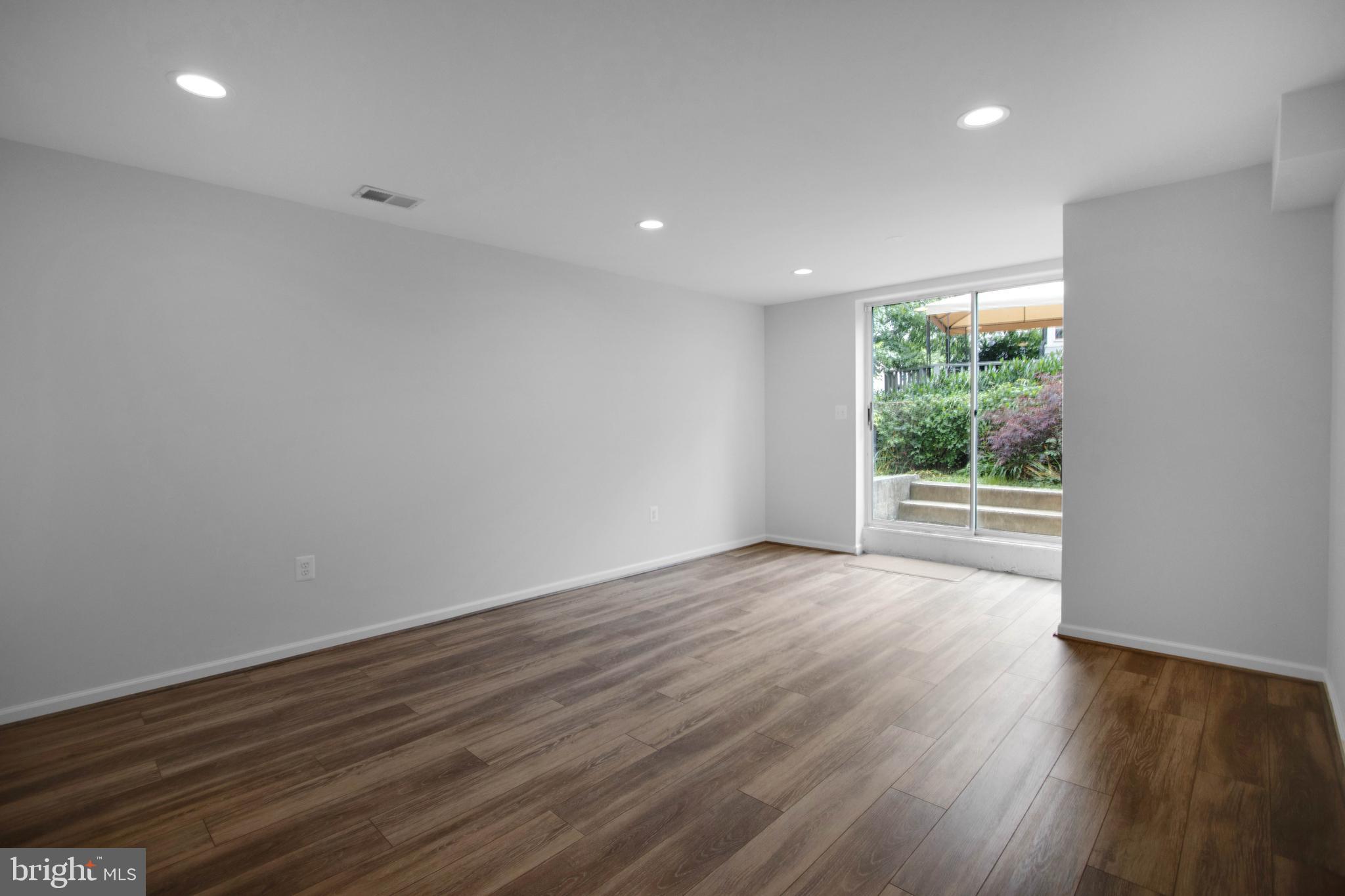 LYON PARK - Residential