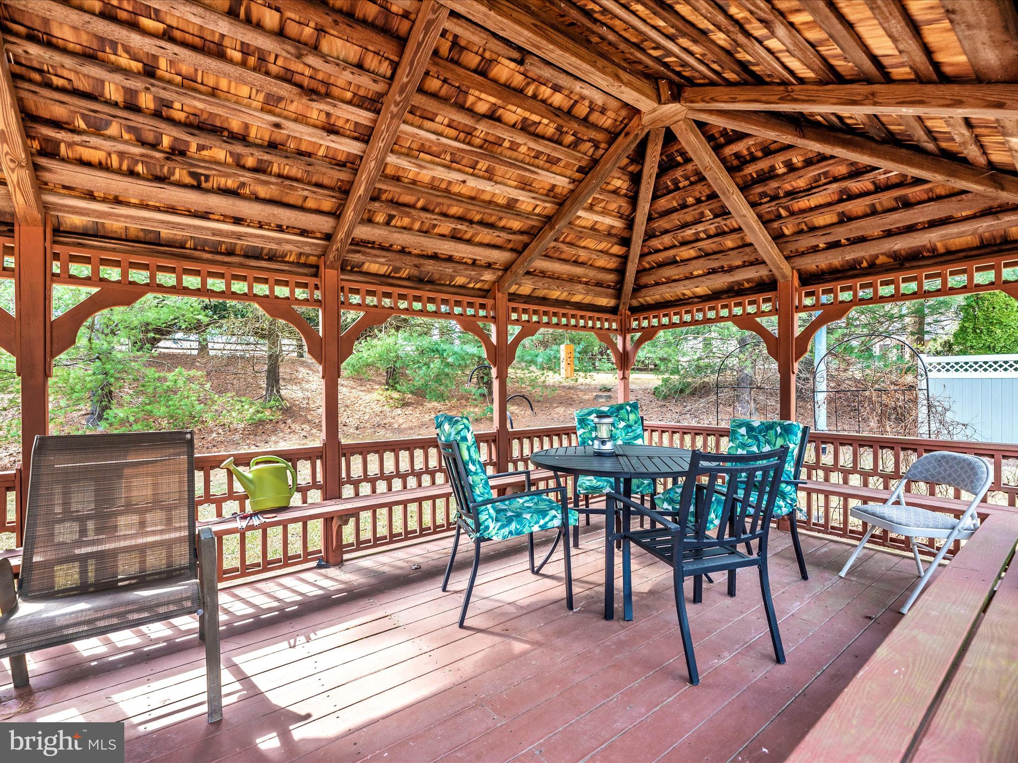 WINIFRED MANOR - Residential