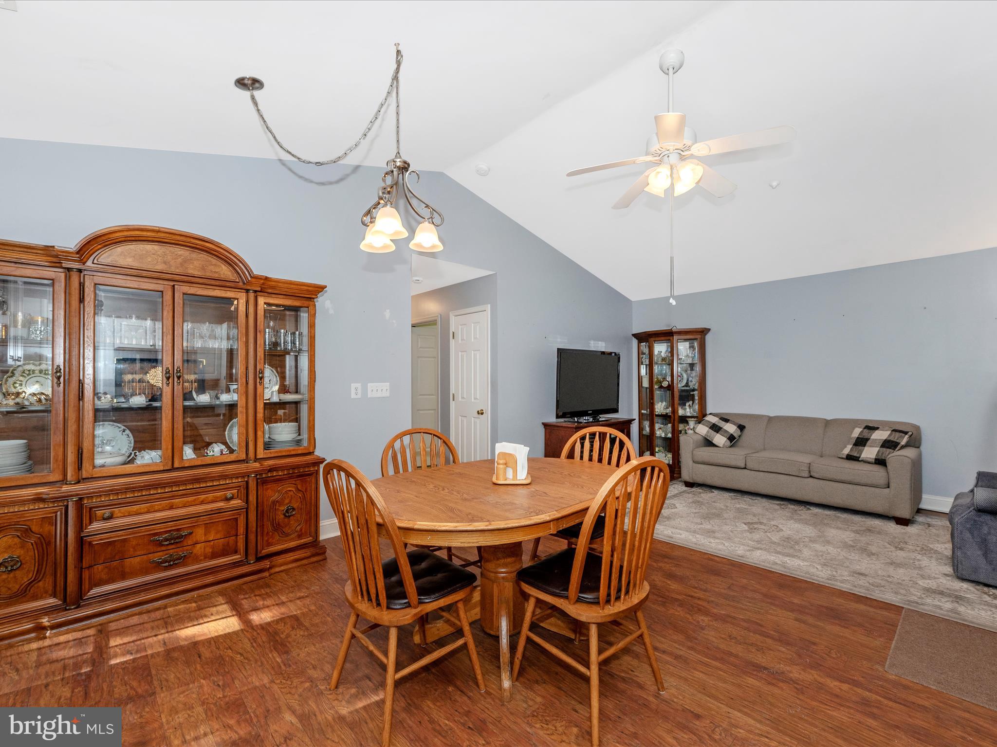 WINIFRED MANOR - Residential