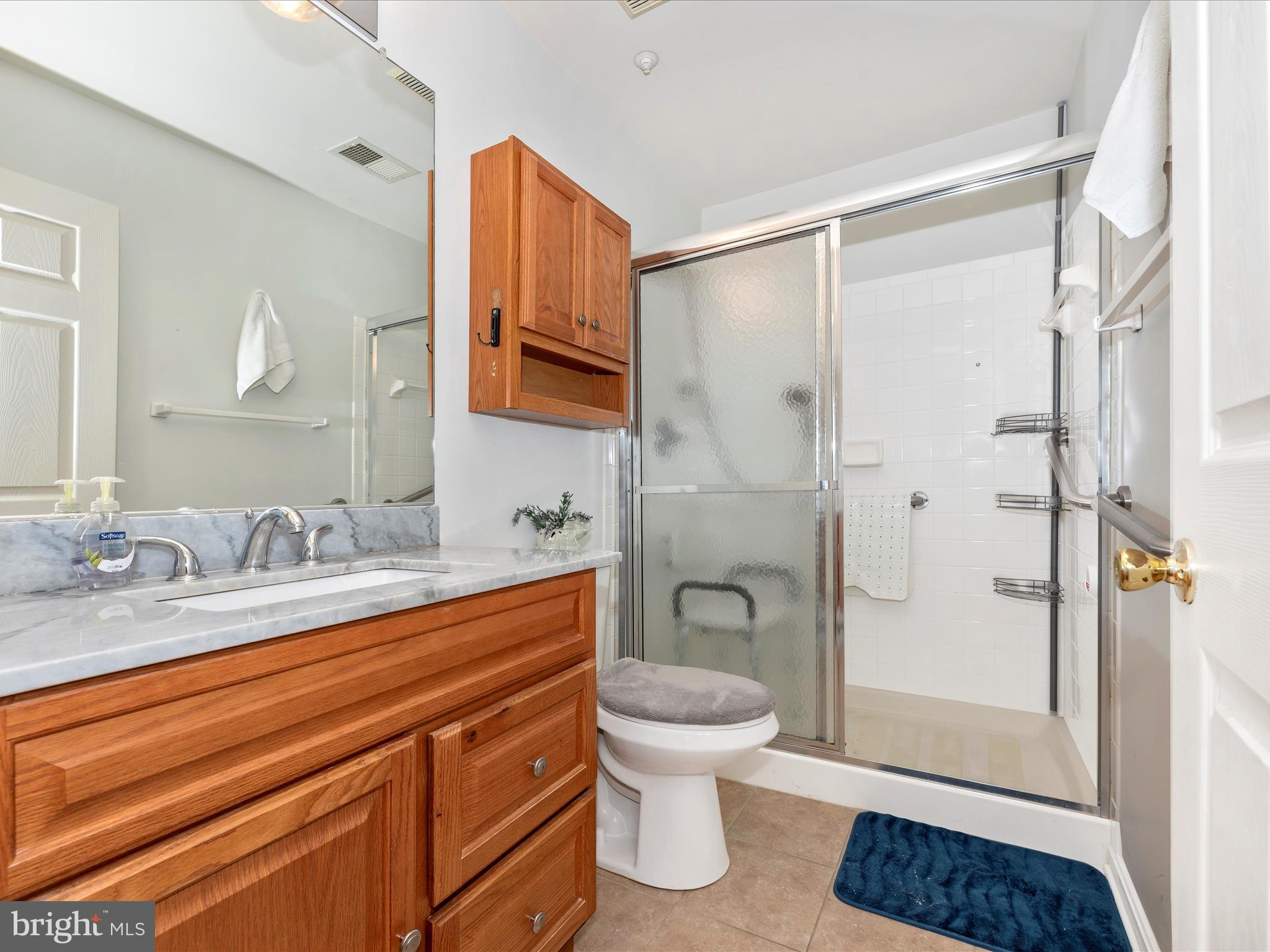 WINIFRED MANOR - Residential