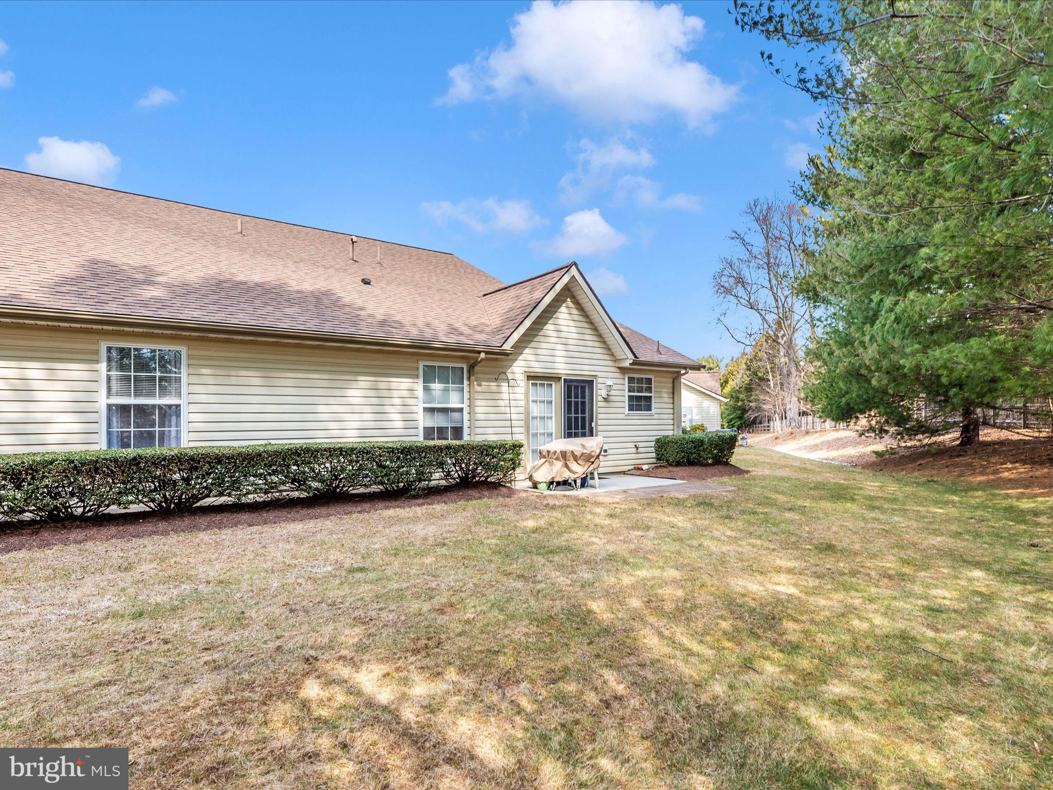 WINIFRED MANOR - Residential