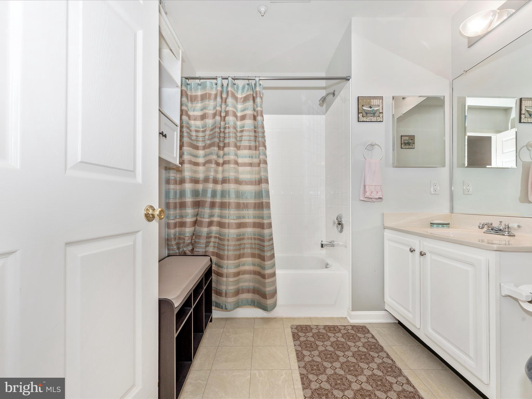 WINIFRED MANOR - Residential