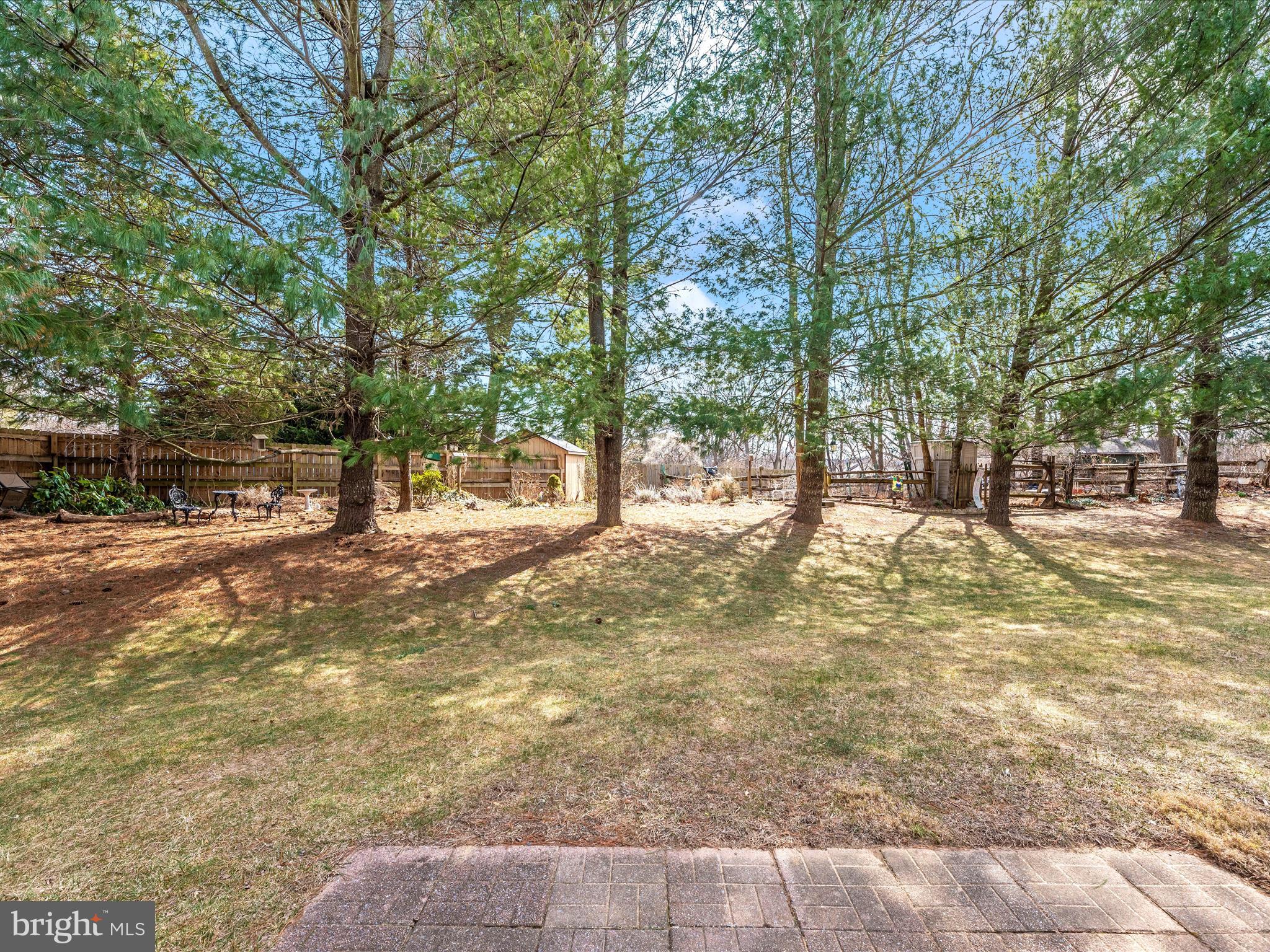 WINIFRED MANOR - Residential