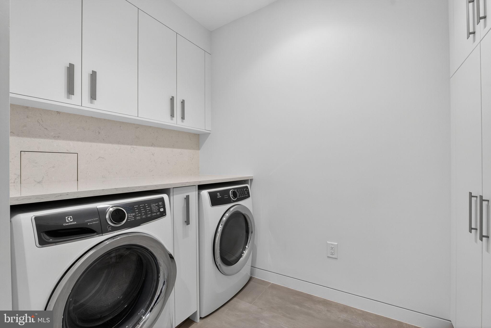 KINGSMILL - Residential