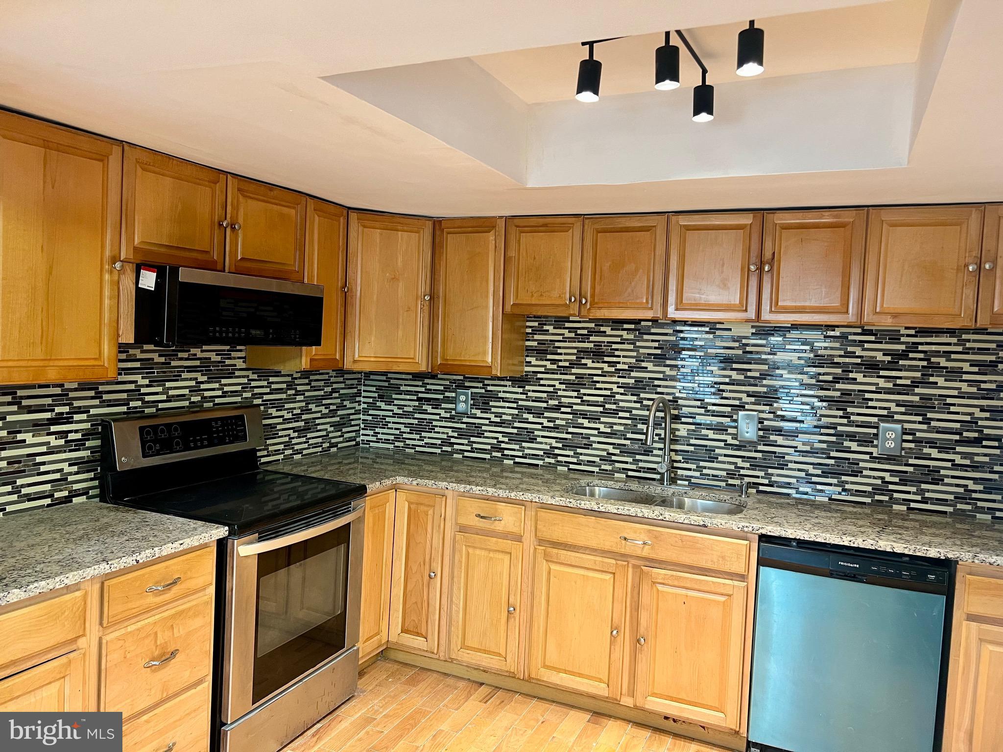 BELAIR TOWN - Residential Lease