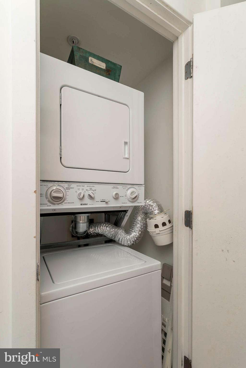 RITTENHOUSE SQUARE - Residential Lease