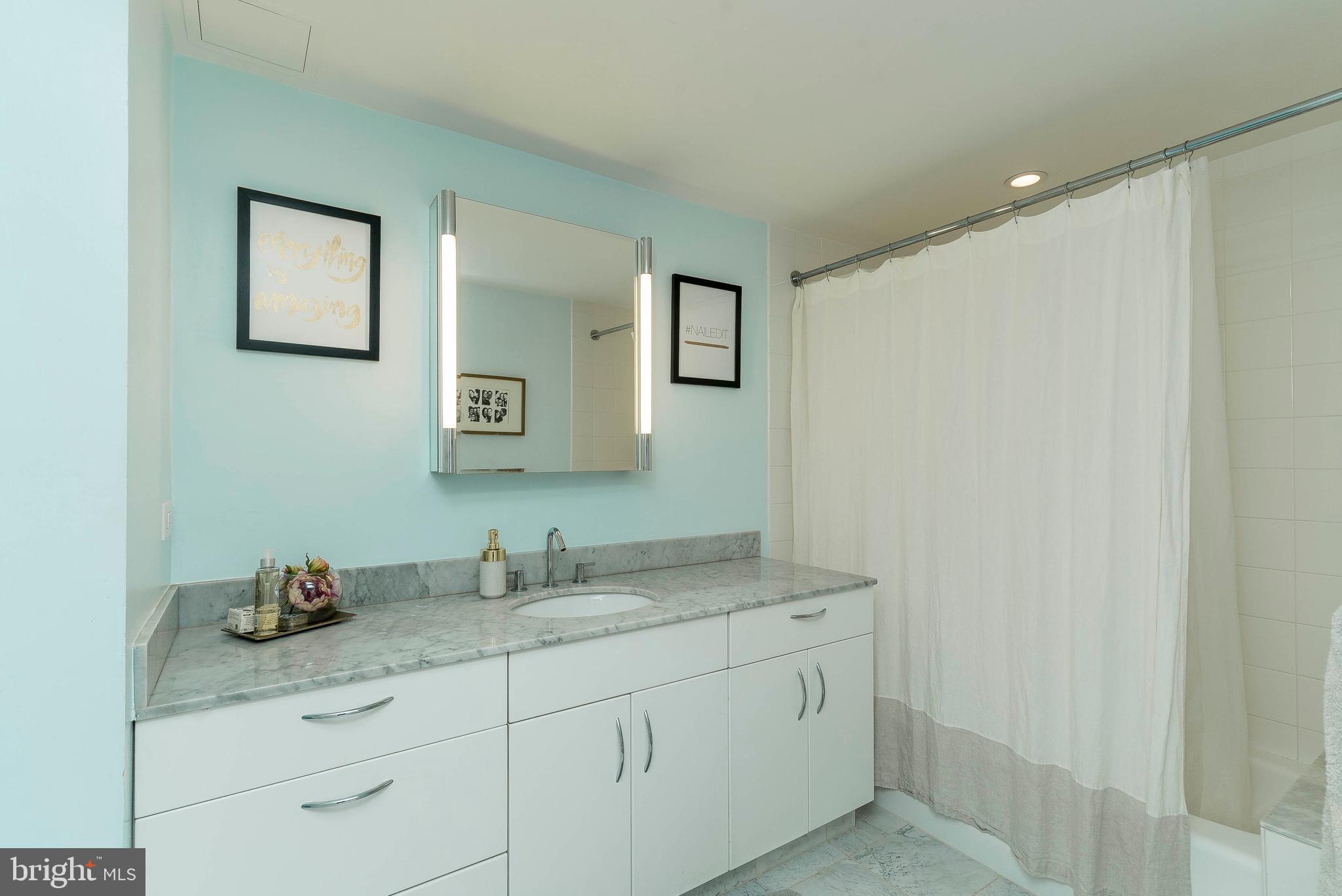 RITTENHOUSE SQUARE - Residential Lease