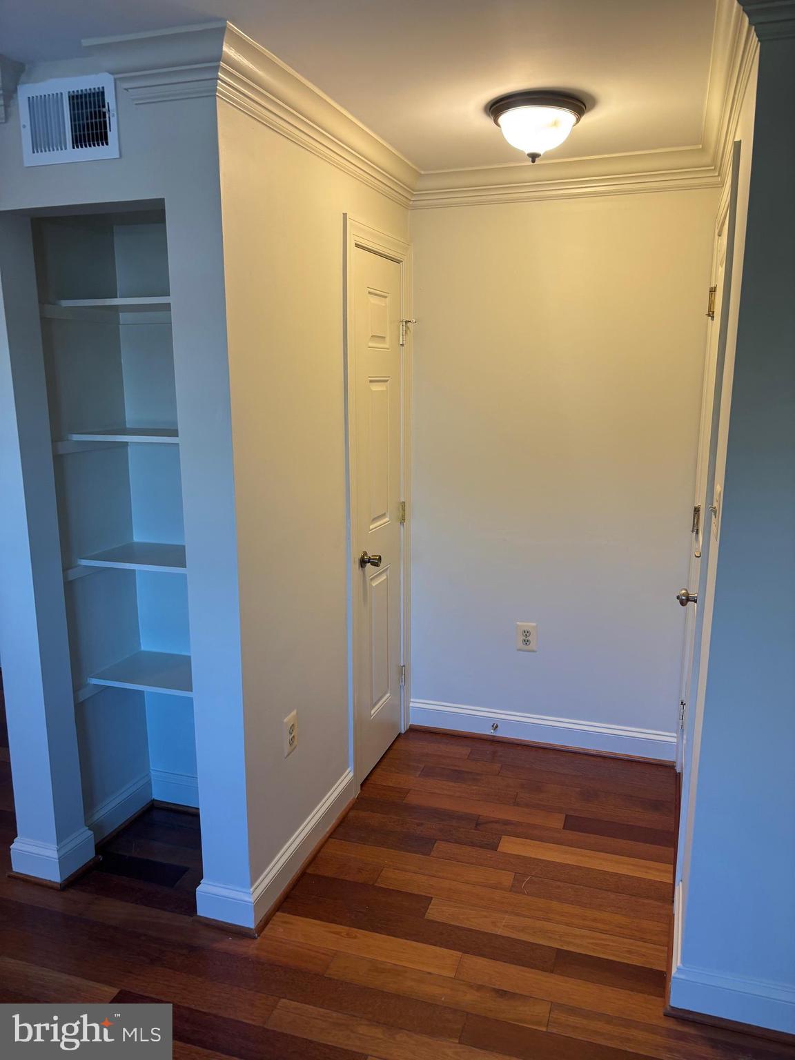 1219 ORONOCO STREET 303