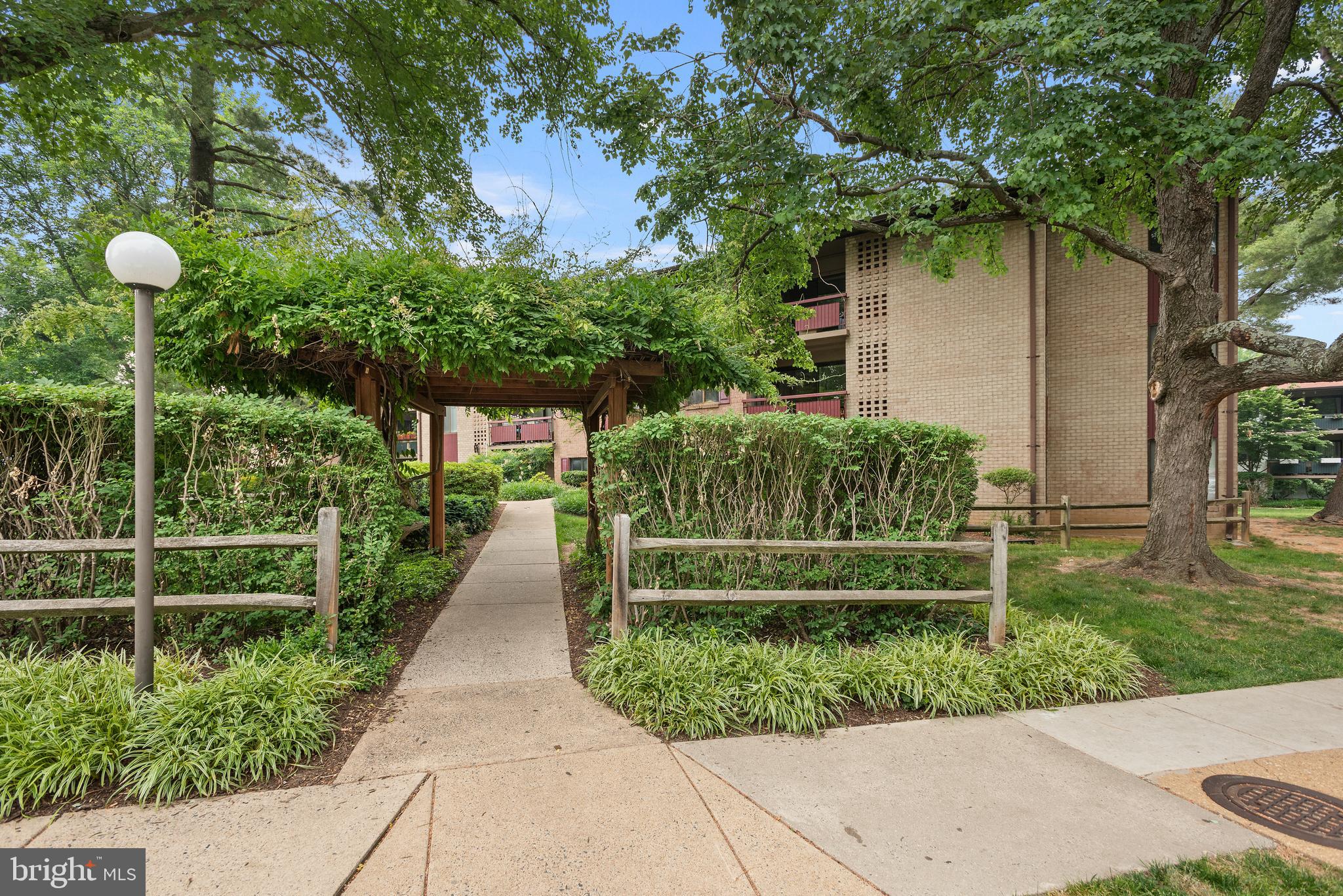 DOVER PARK - Residential