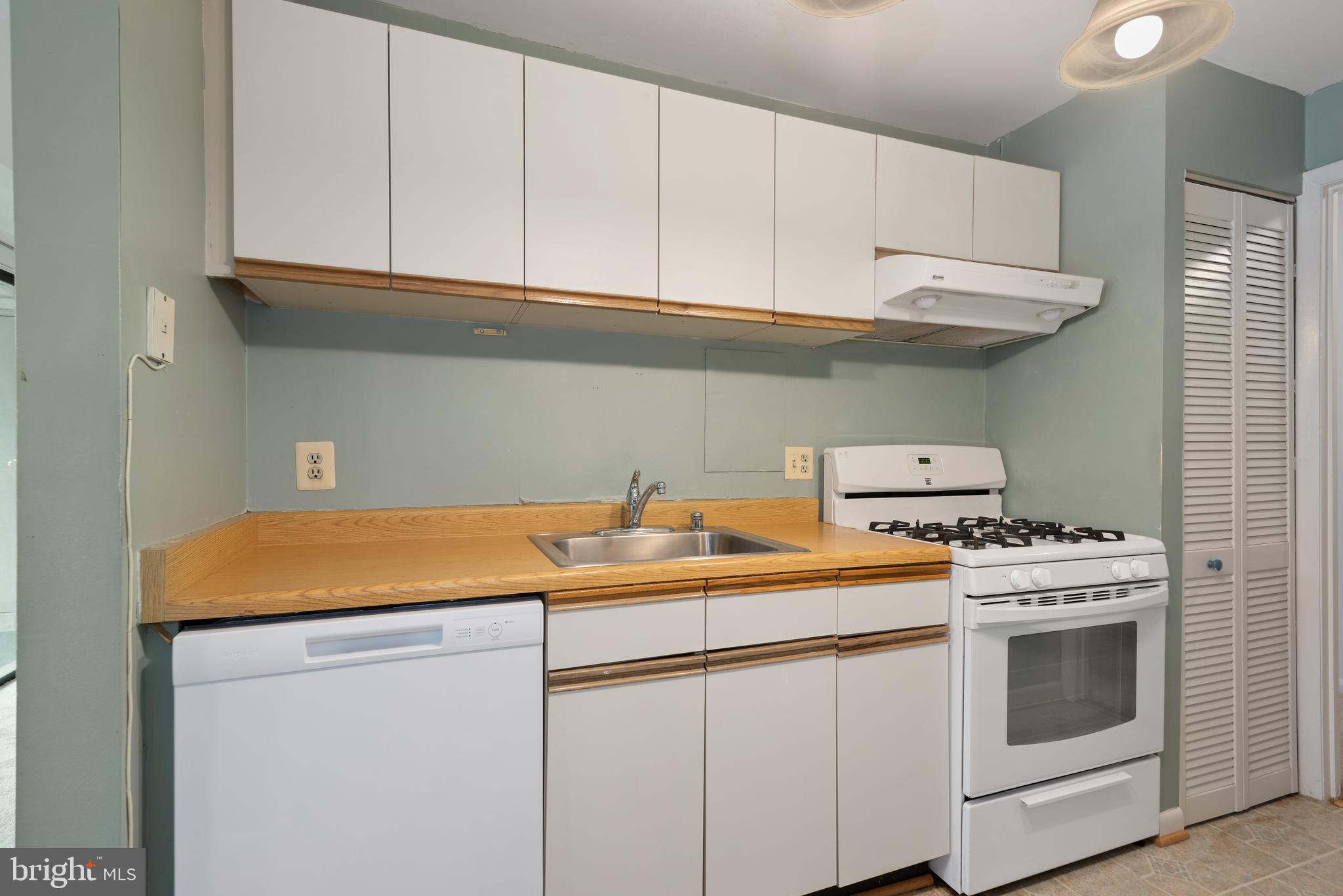 DOVER PARK - Residential