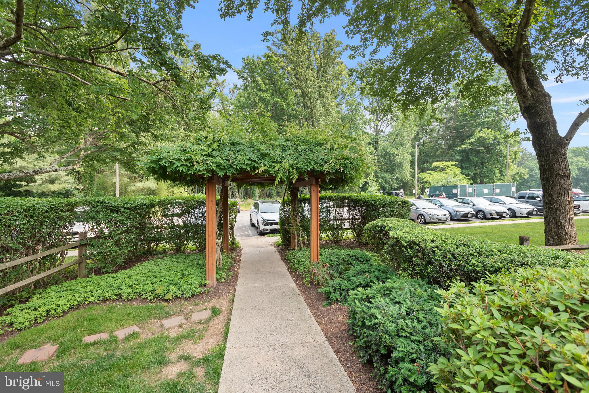 DOVER PARK - Residential