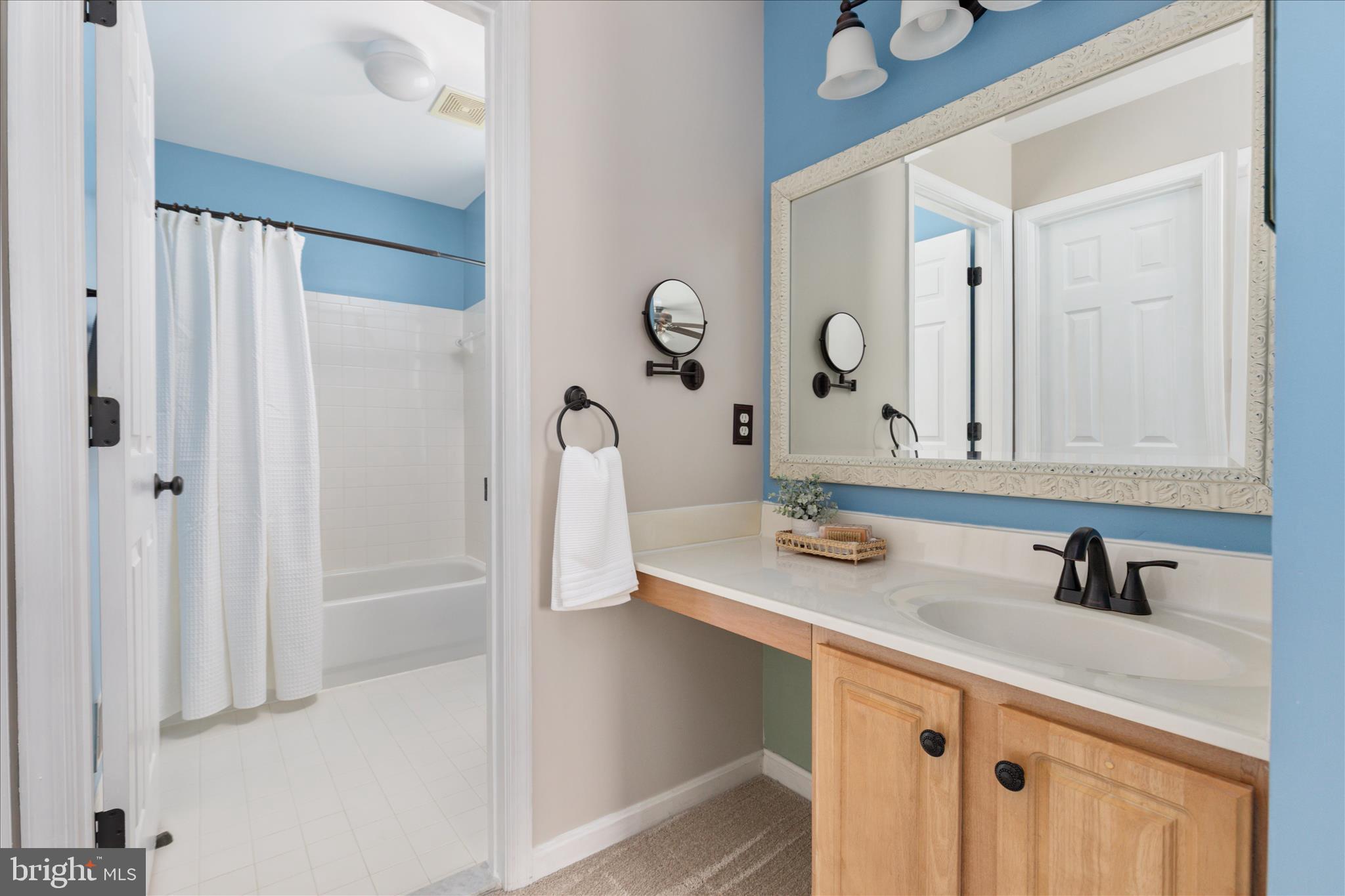 BRIDLEWOOD MANOR - Residential