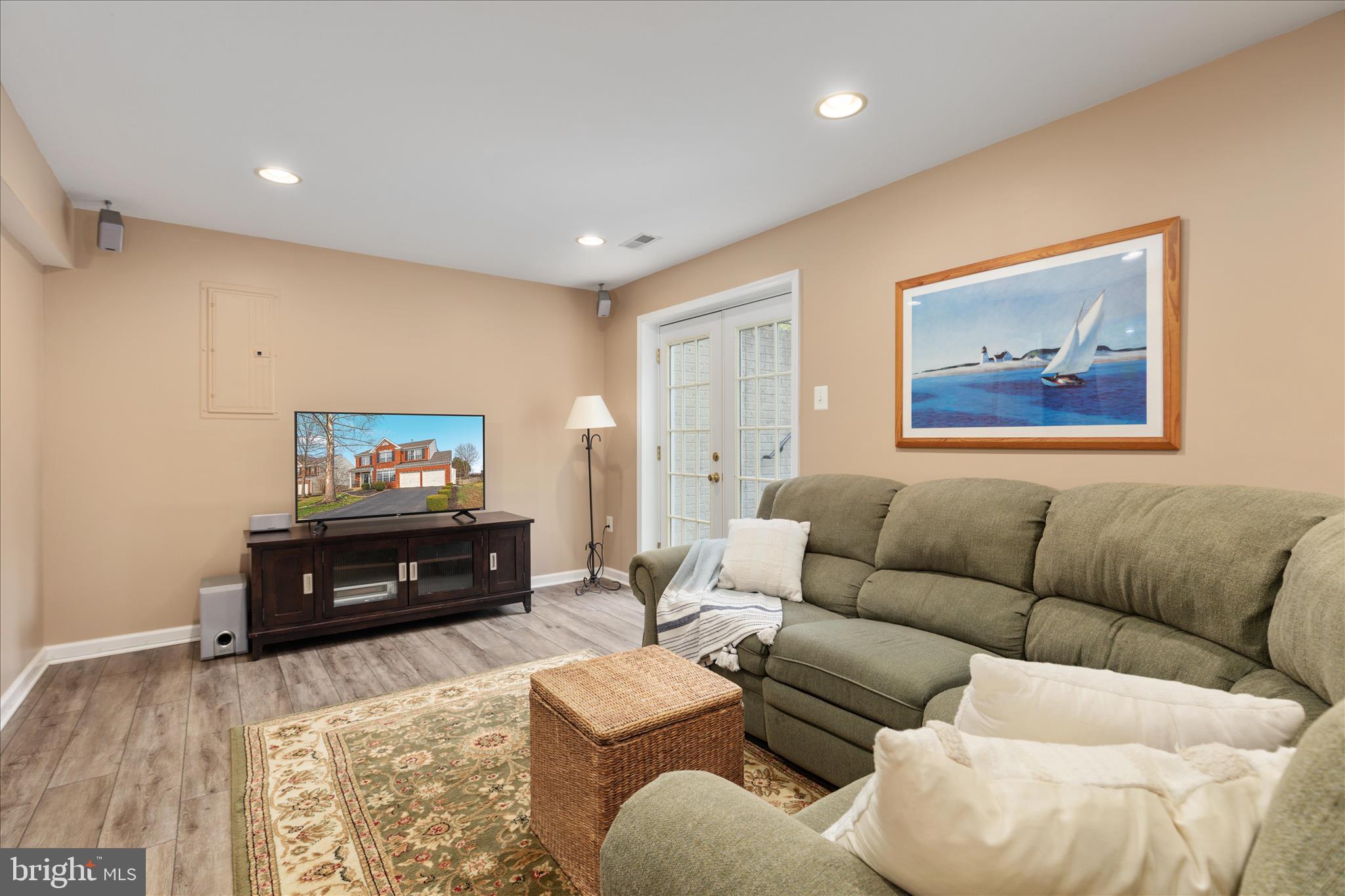 BRIDLEWOOD MANOR - Residential