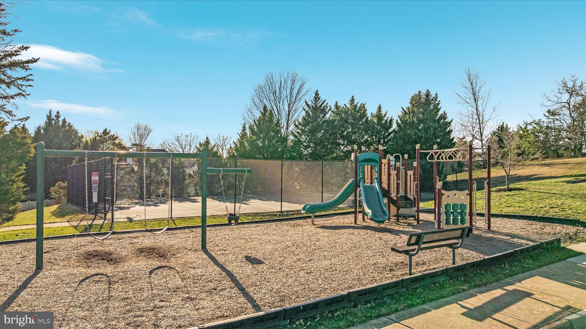 BRIDLEWOOD MANOR - Residential