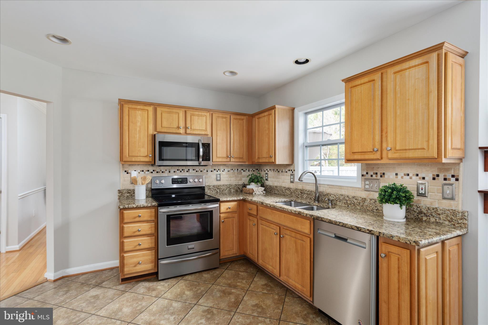 BRIDLEWOOD MANOR - Residential