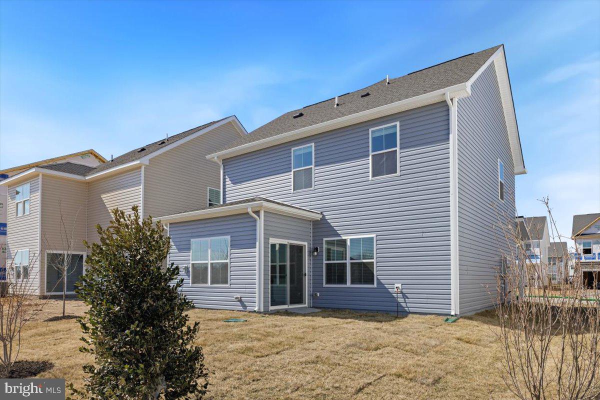 RETREAT AT WINDING CREEK - Residential Lease