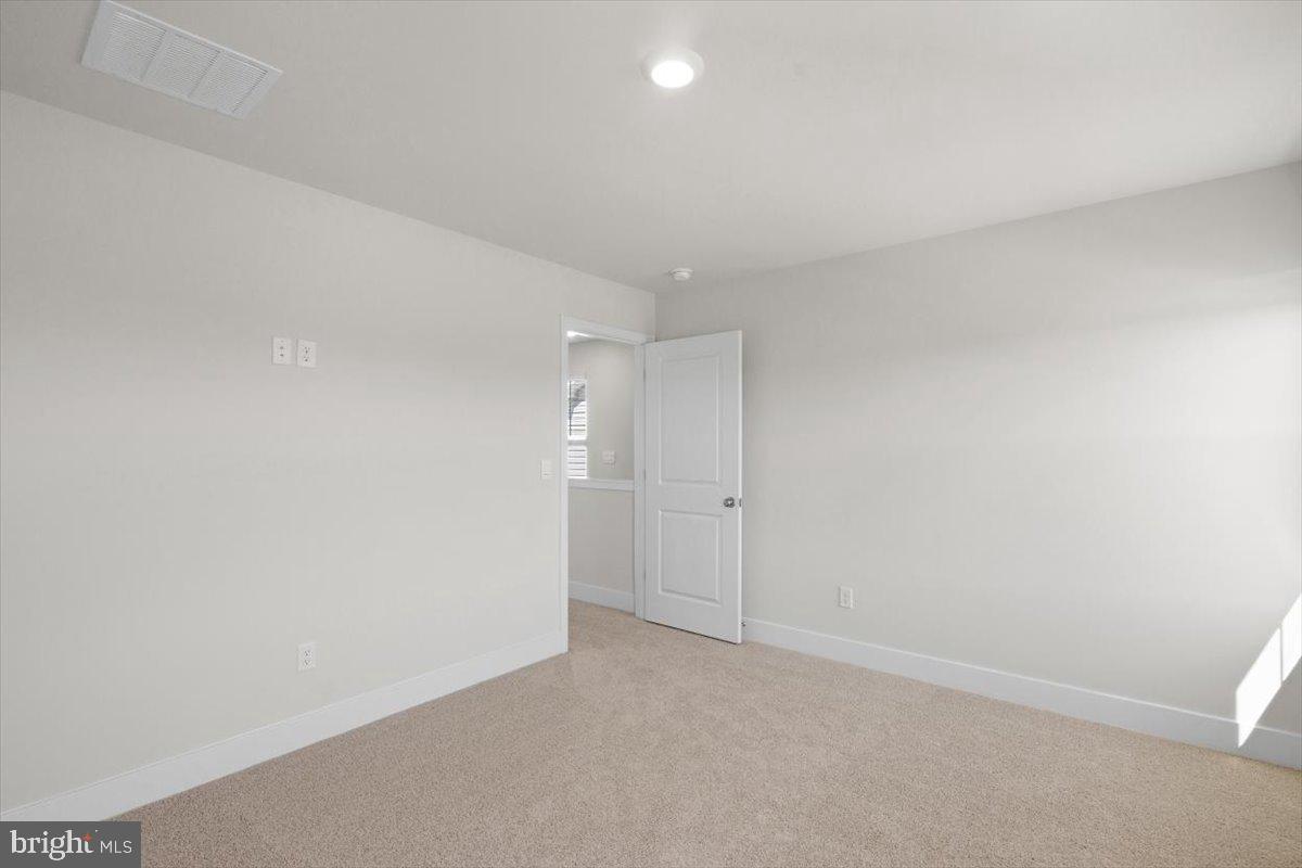 RETREAT AT WINDING CREEK - Residential Lease