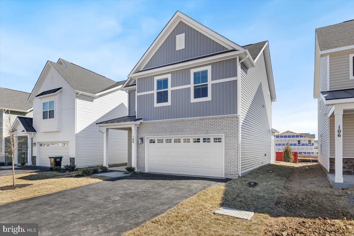 RETREAT AT WINDING CREEK - Residential Lease