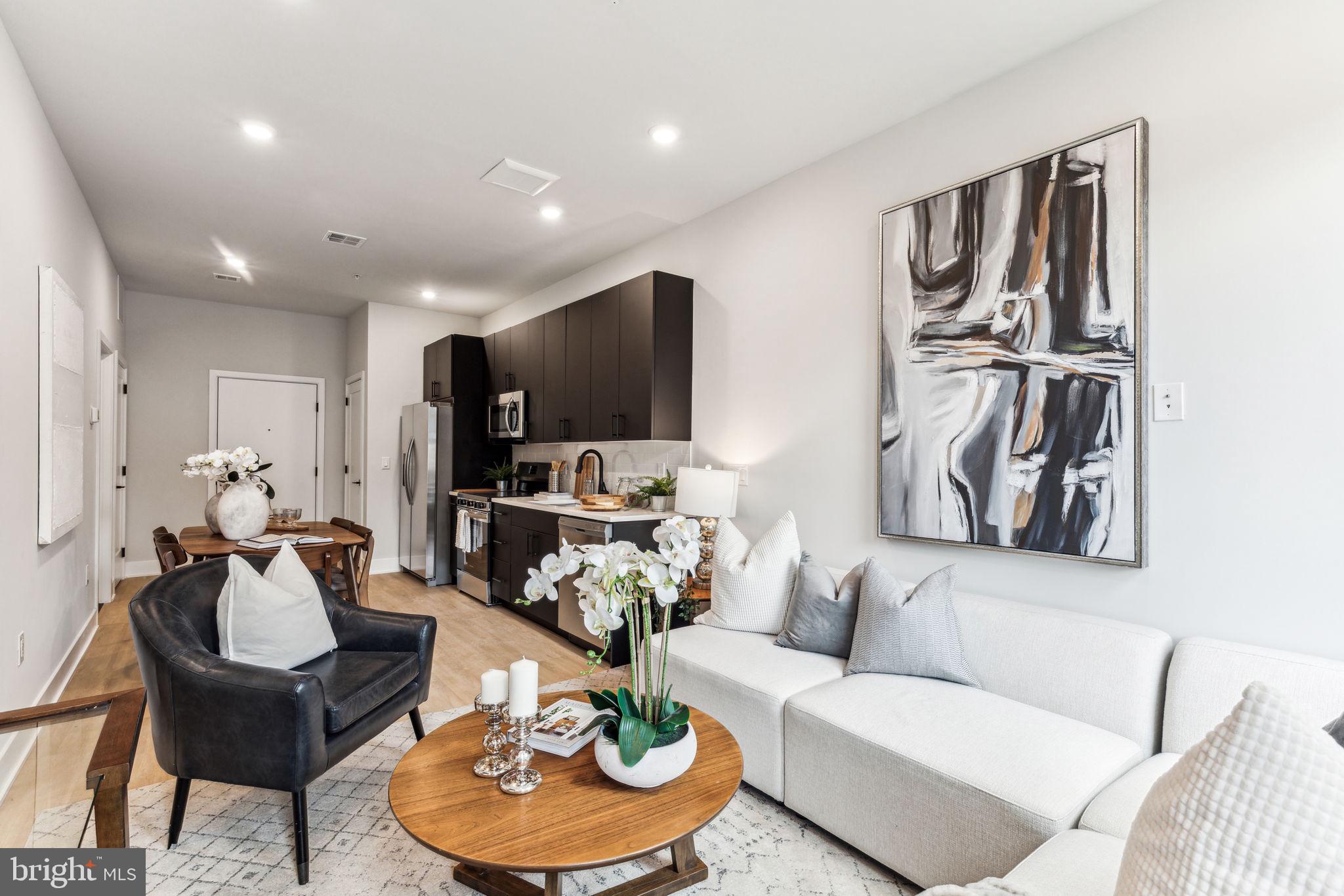 ROXBOROUGH - Residential Lease