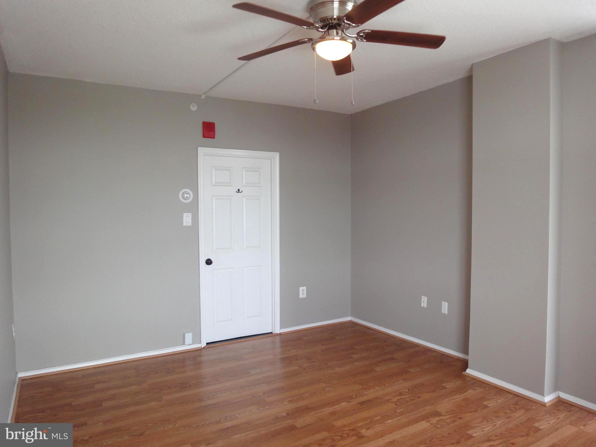 PENTHOUSE CONDOMINIUMS - Residential Lease