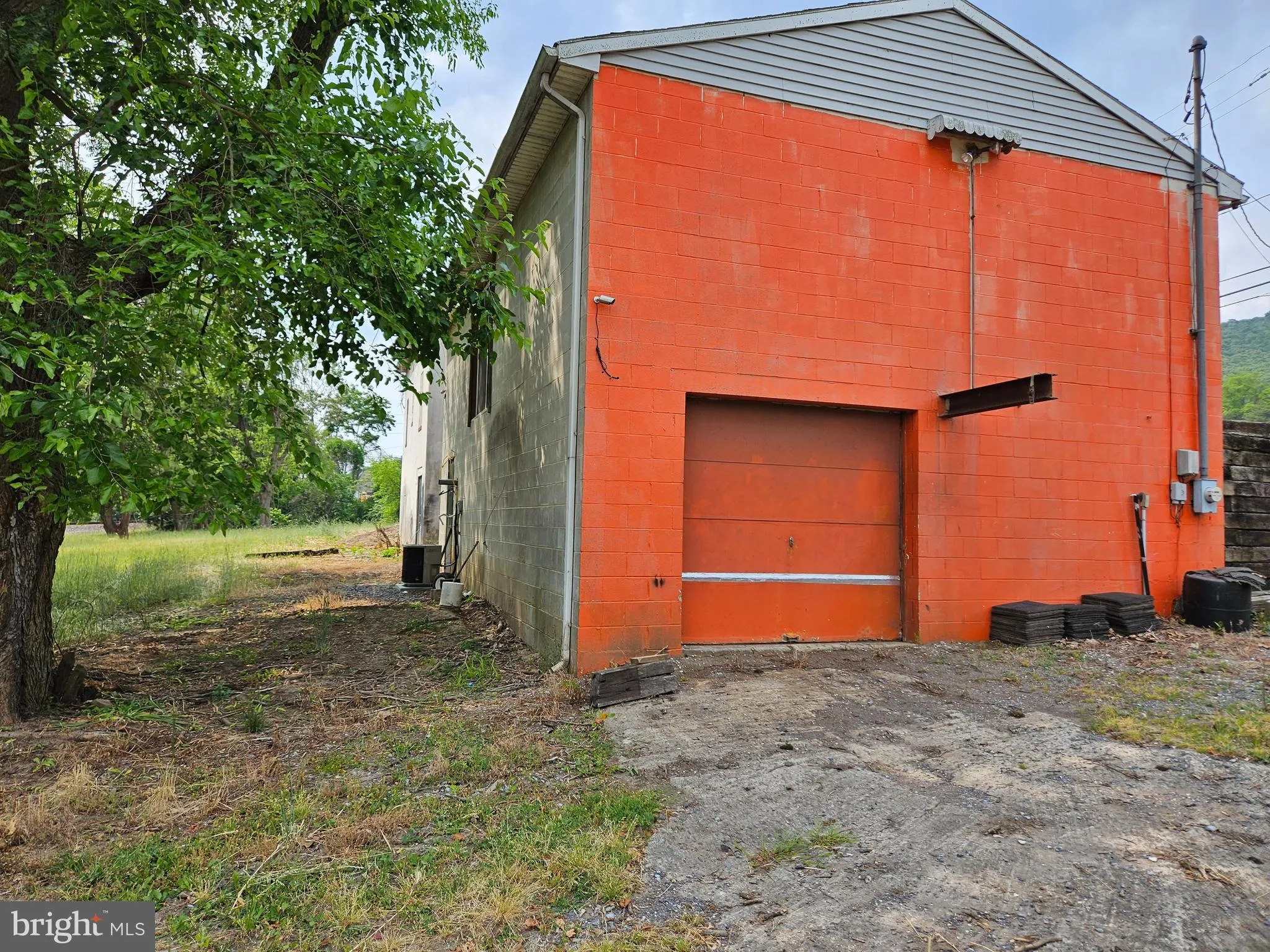 Dauphin, Pennsylvania 17018, United States, ,Commercial,Active,216758