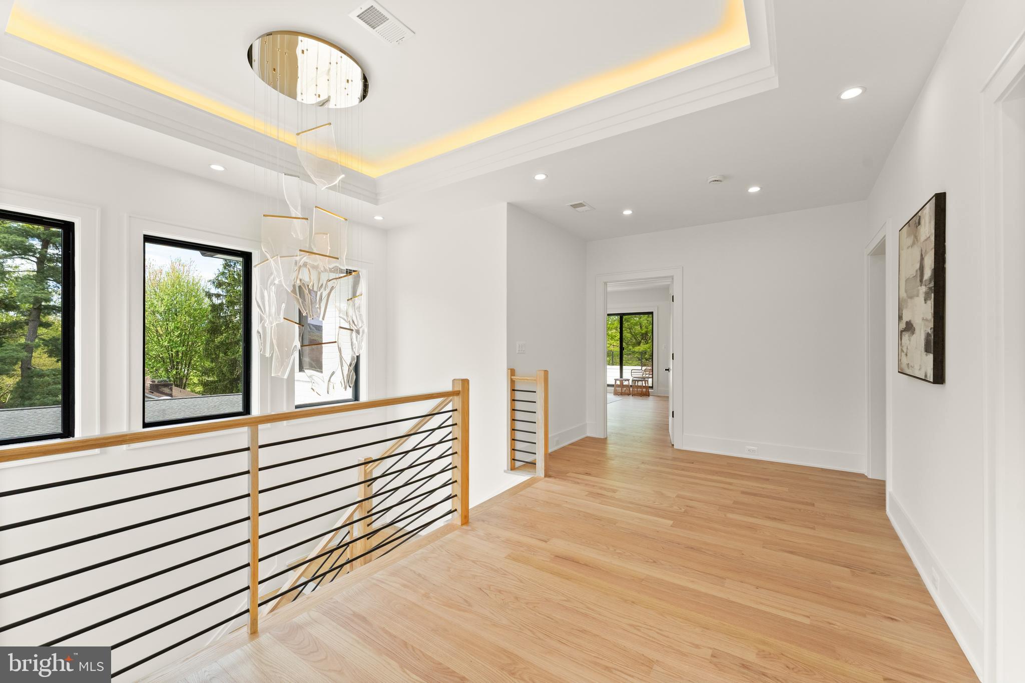 MC LEAN HAMLET - Residential