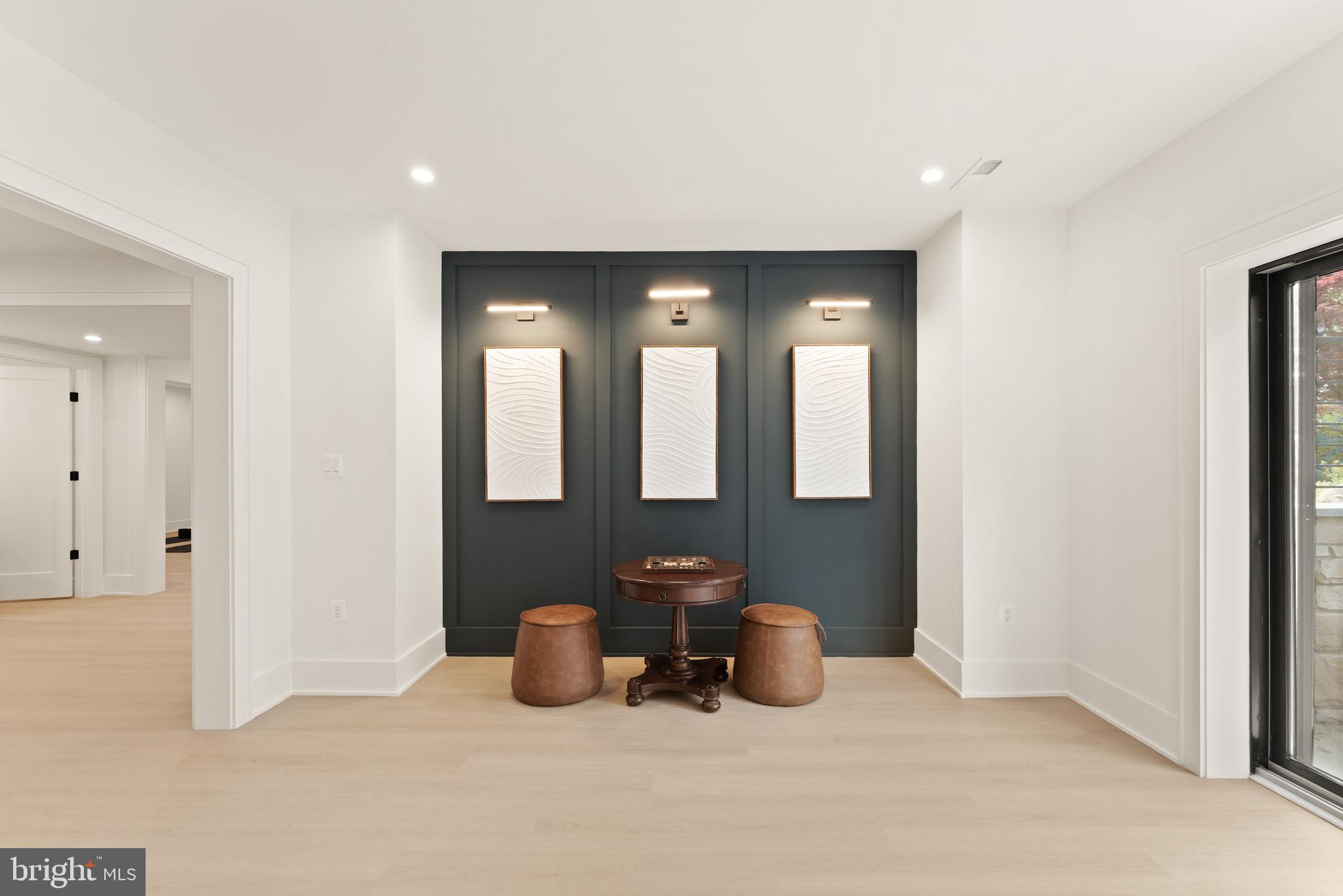 MC LEAN HAMLET - Residential