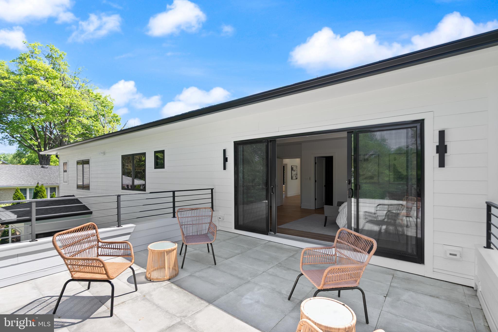 MC LEAN HAMLET - Residential