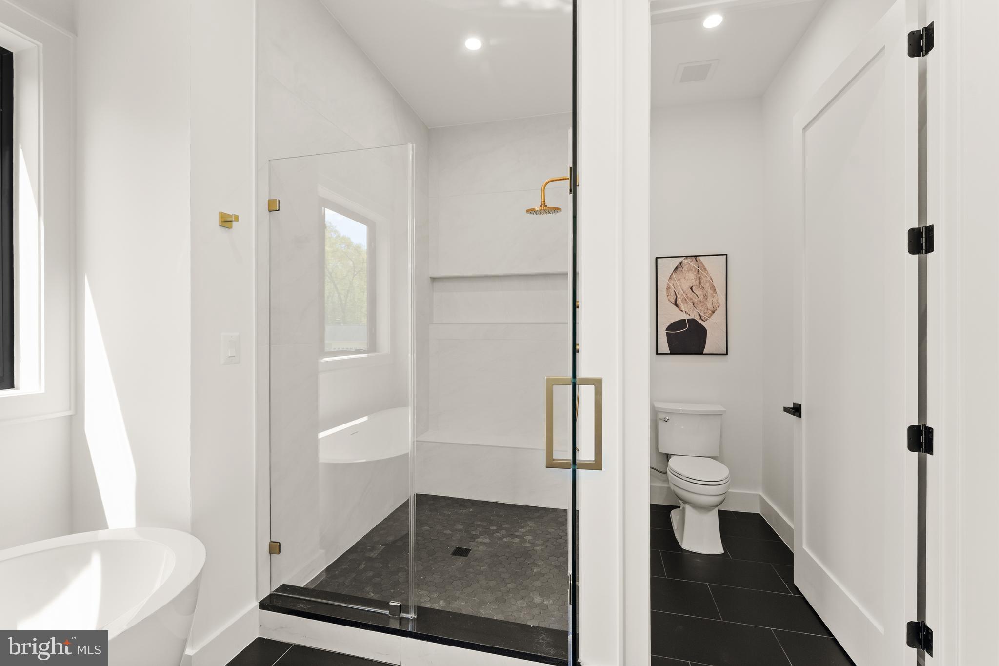 MC LEAN HAMLET - Residential