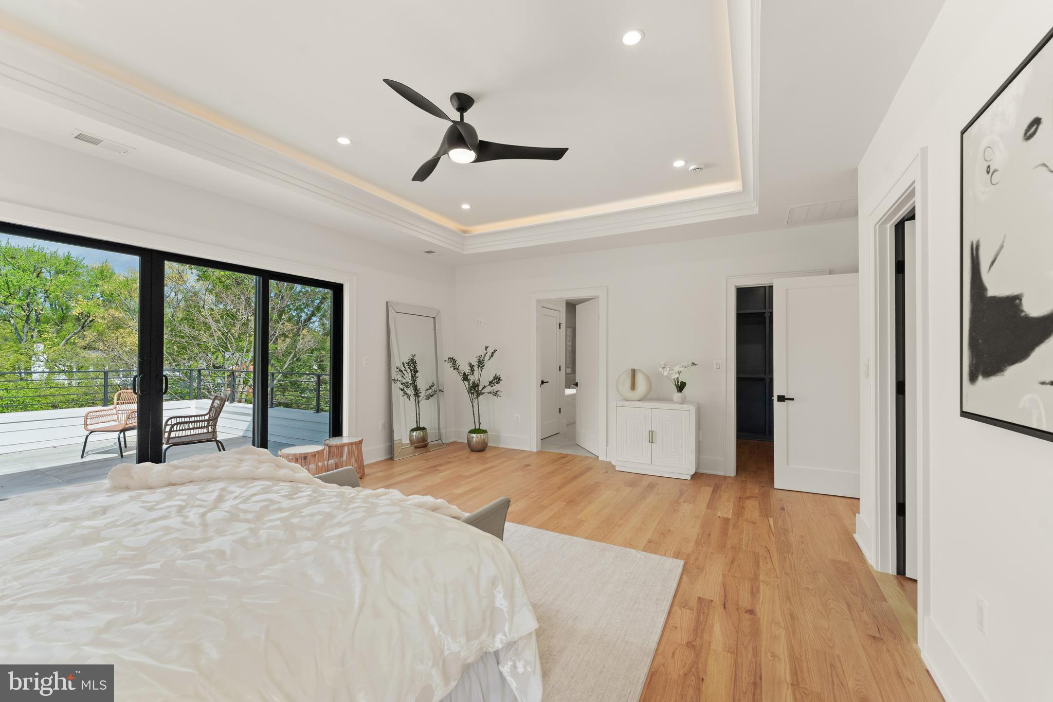 MC LEAN HAMLET - Residential