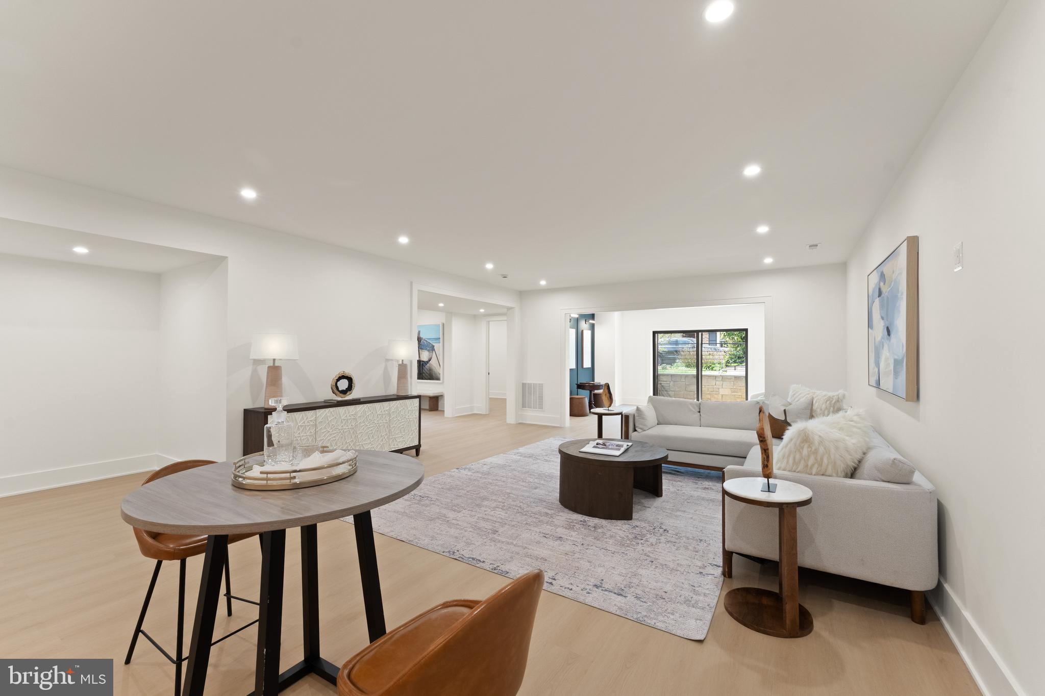 MC LEAN HAMLET - Residential