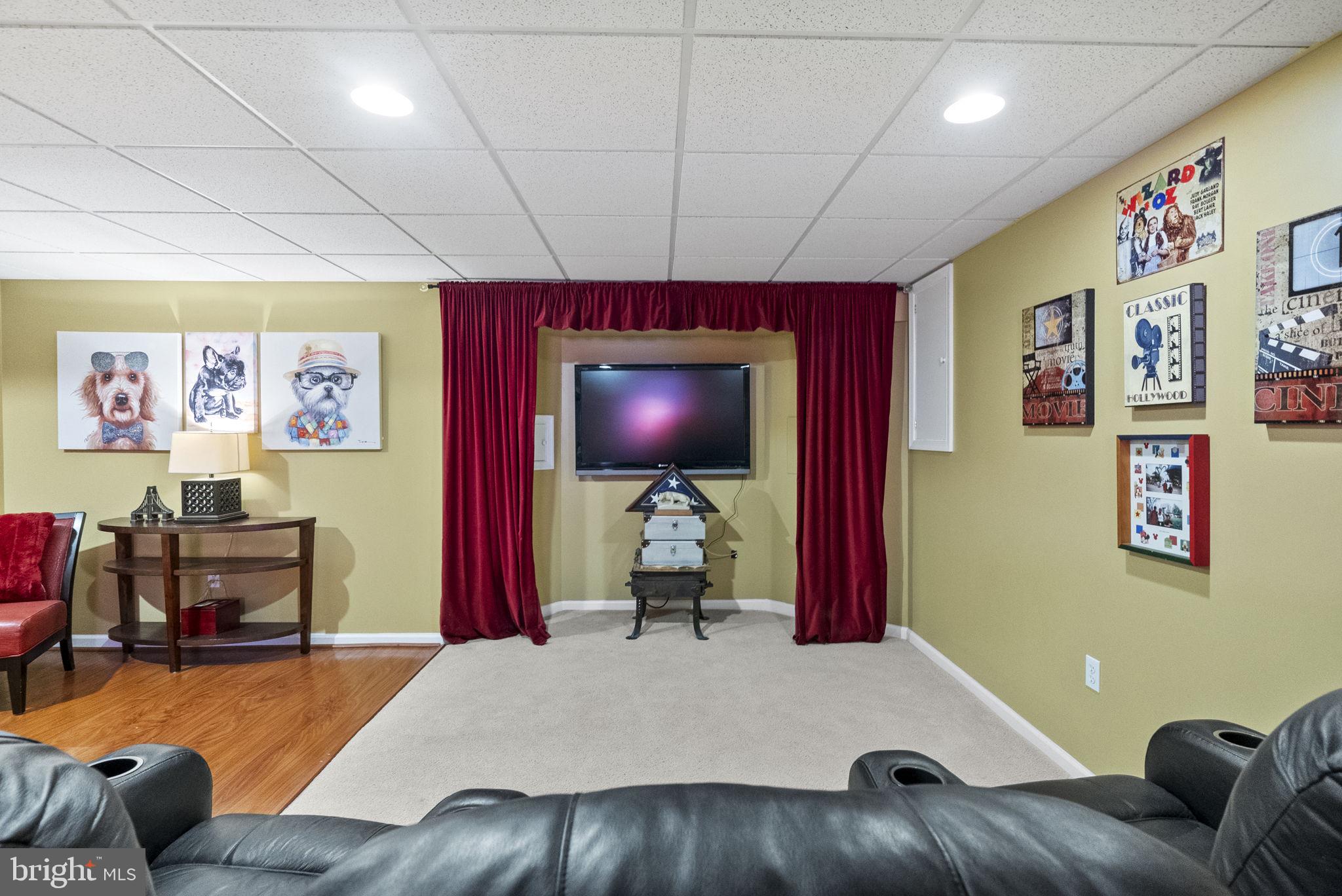 THE HAMLET - Residential