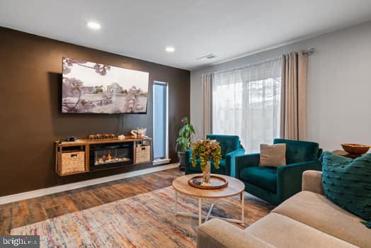 THE VILLAGES CONDO - Residential