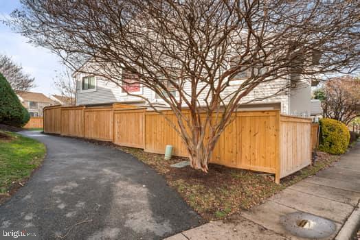 THE VILLAGES CONDO - Residential