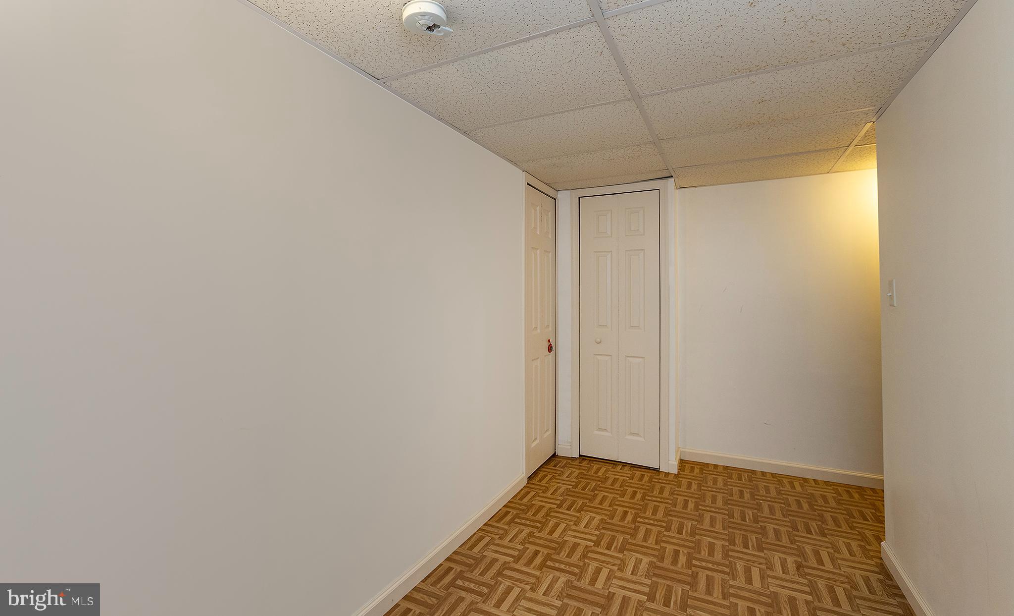 CLOVER LEE - Residential