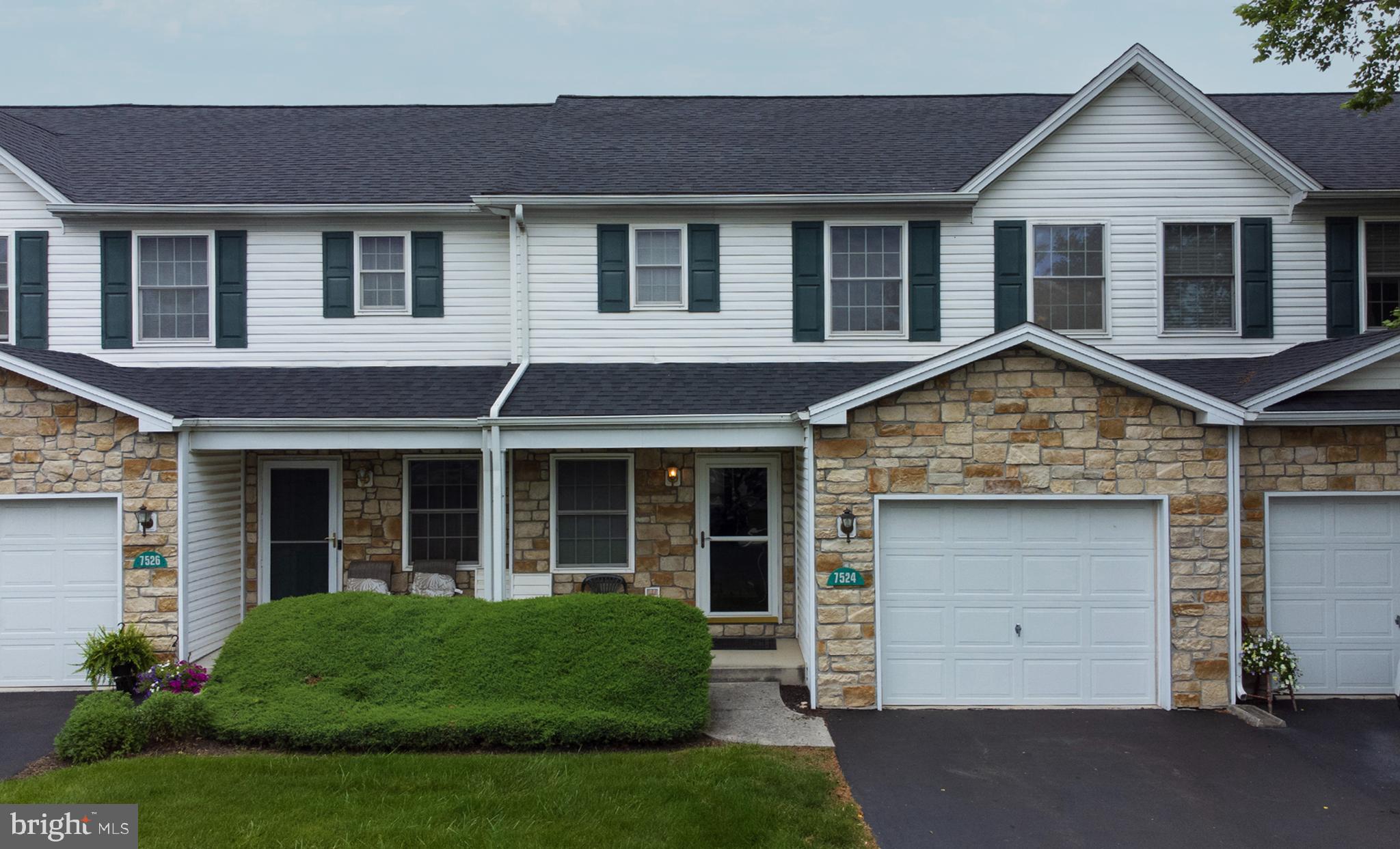 CLOVER LEE - Residential