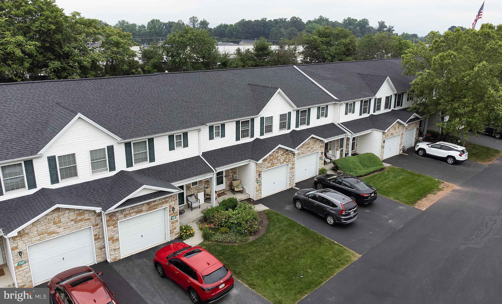 CLOVER LEE - Residential