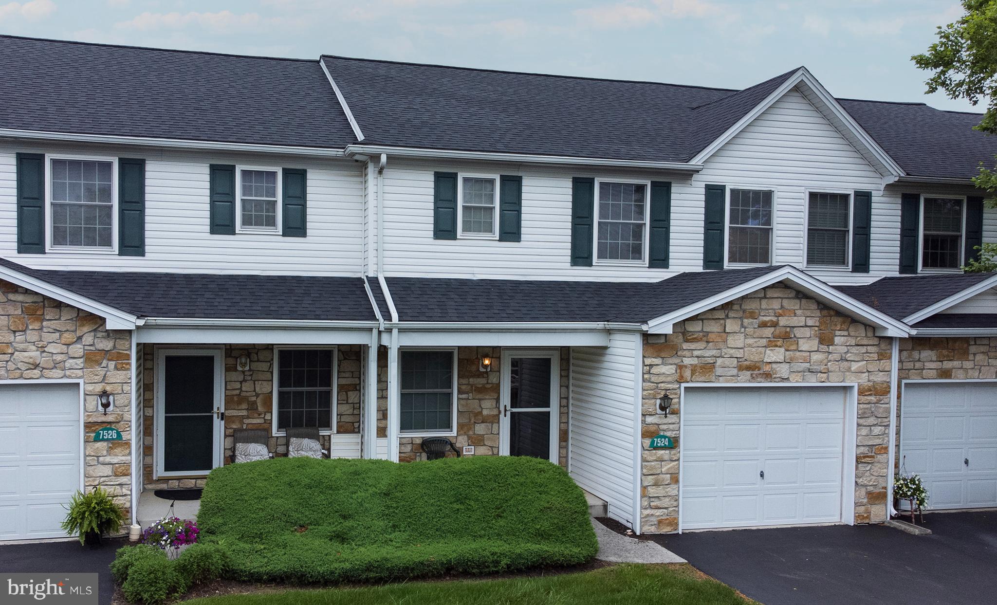 CLOVER LEE - Residential