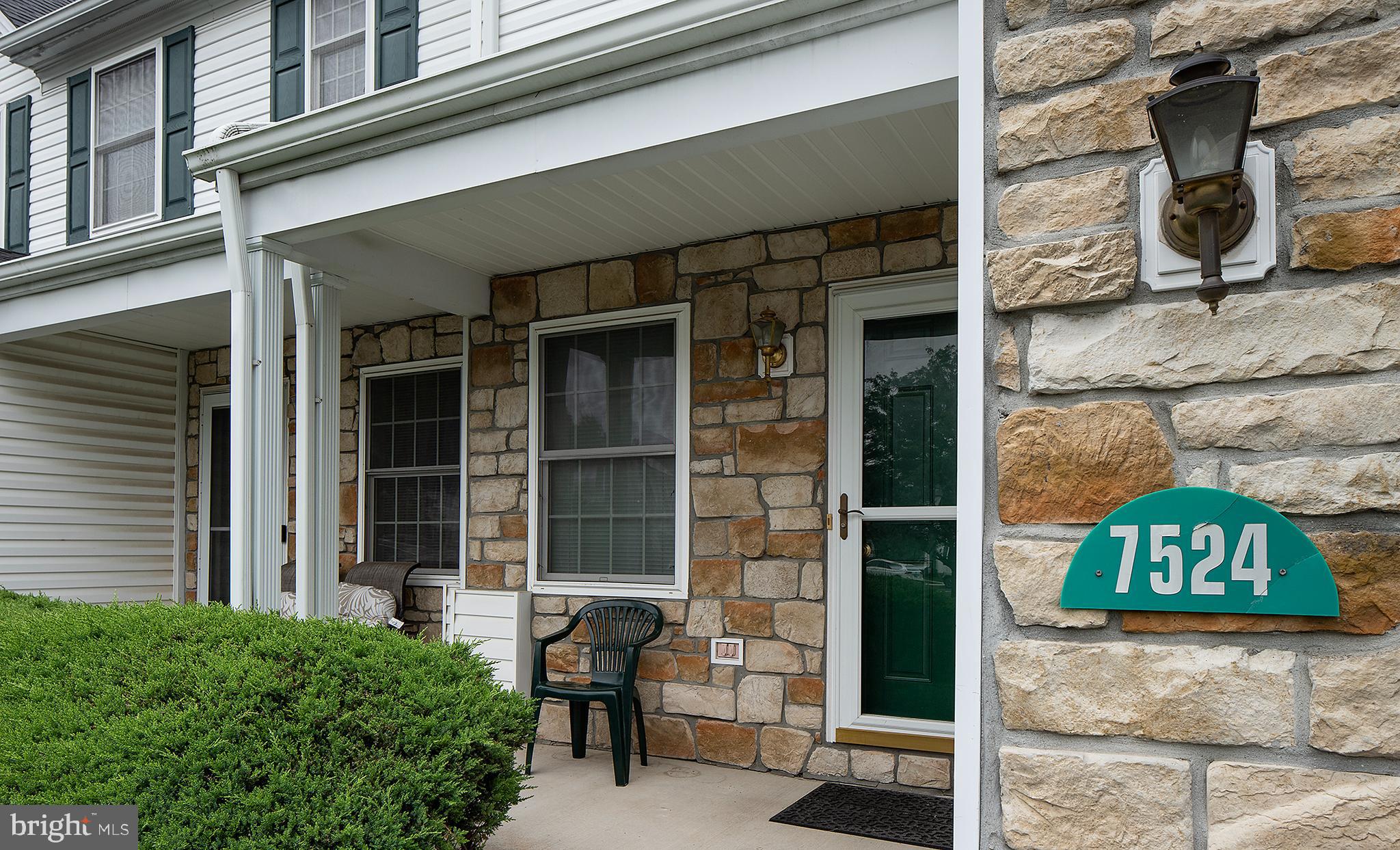 CLOVER LEE - Residential