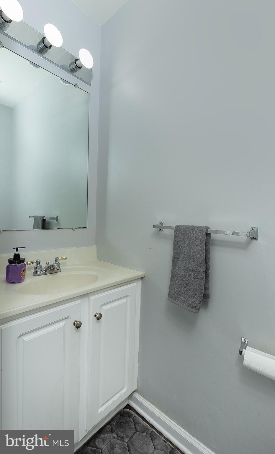 CLOVER LEE - Residential