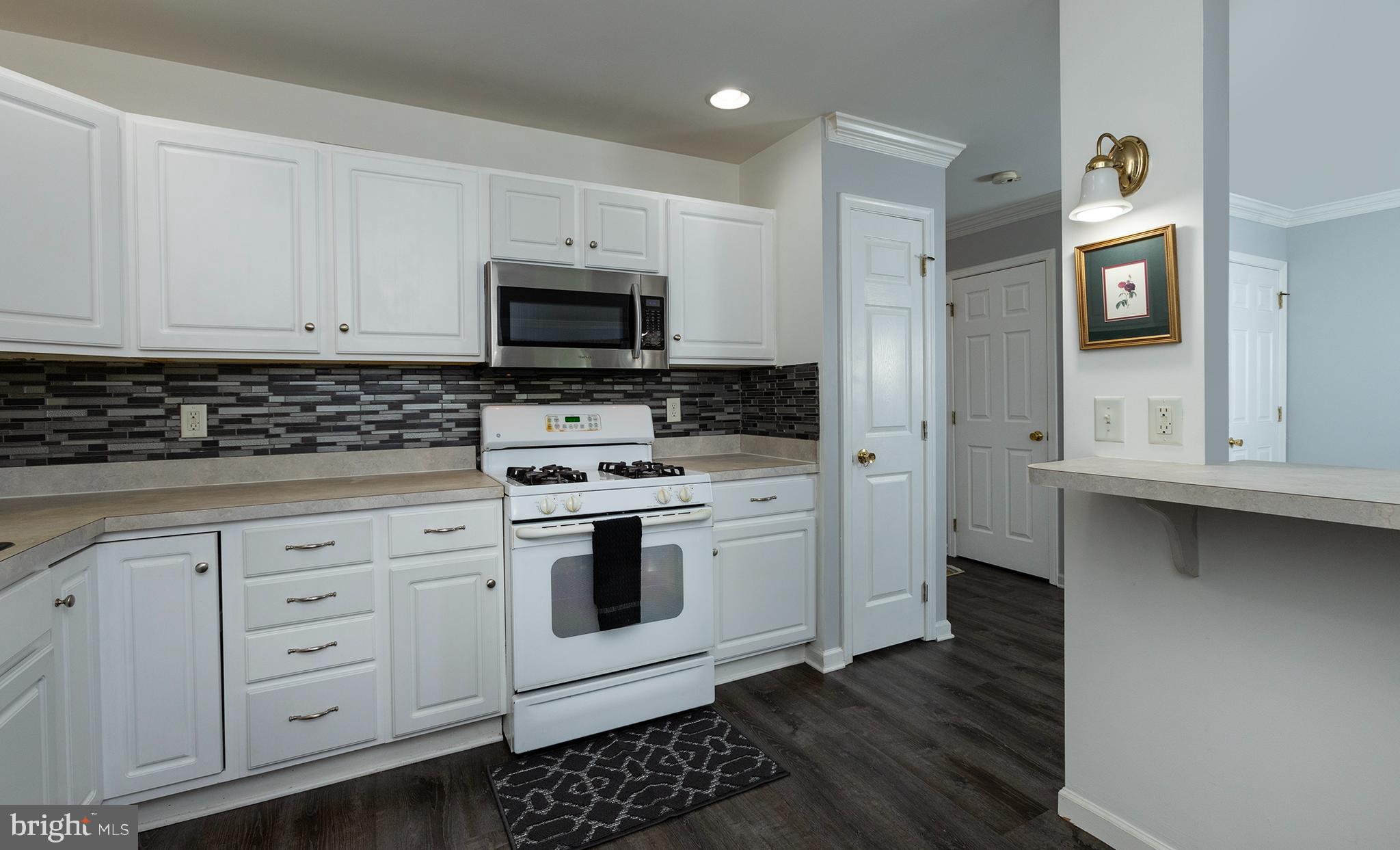 CLOVER LEE - Residential