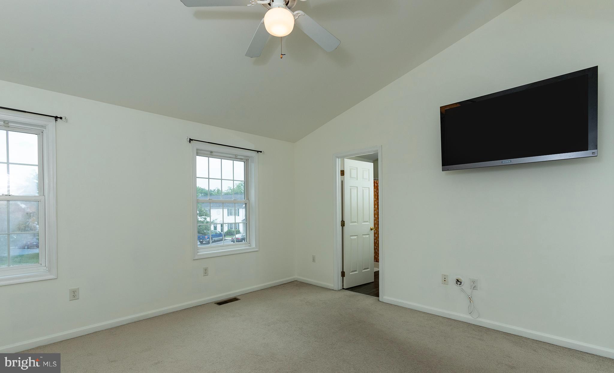 CLOVER LEE - Residential